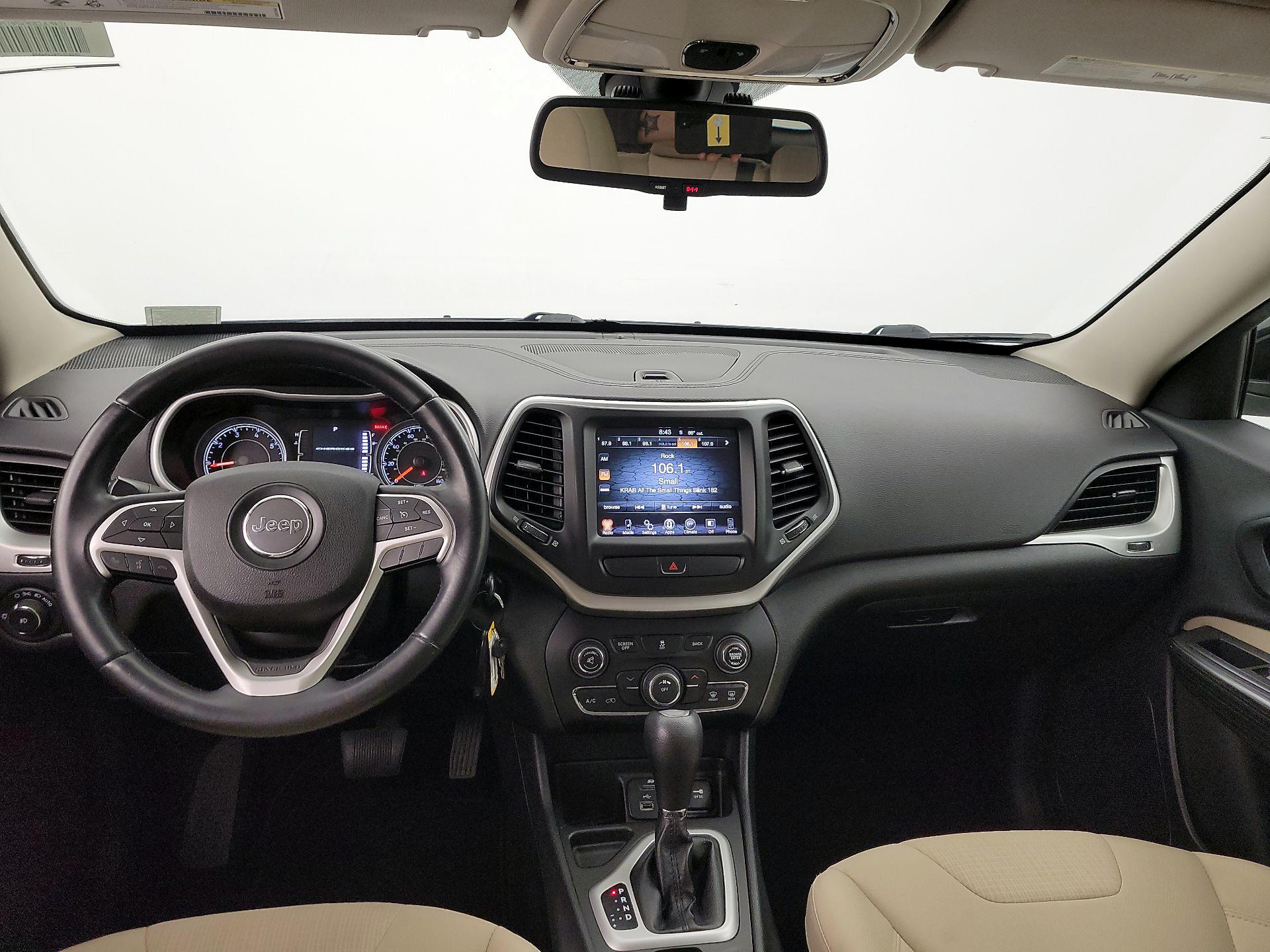 Thumbnail: 2015 Jeep Cherokee - 9