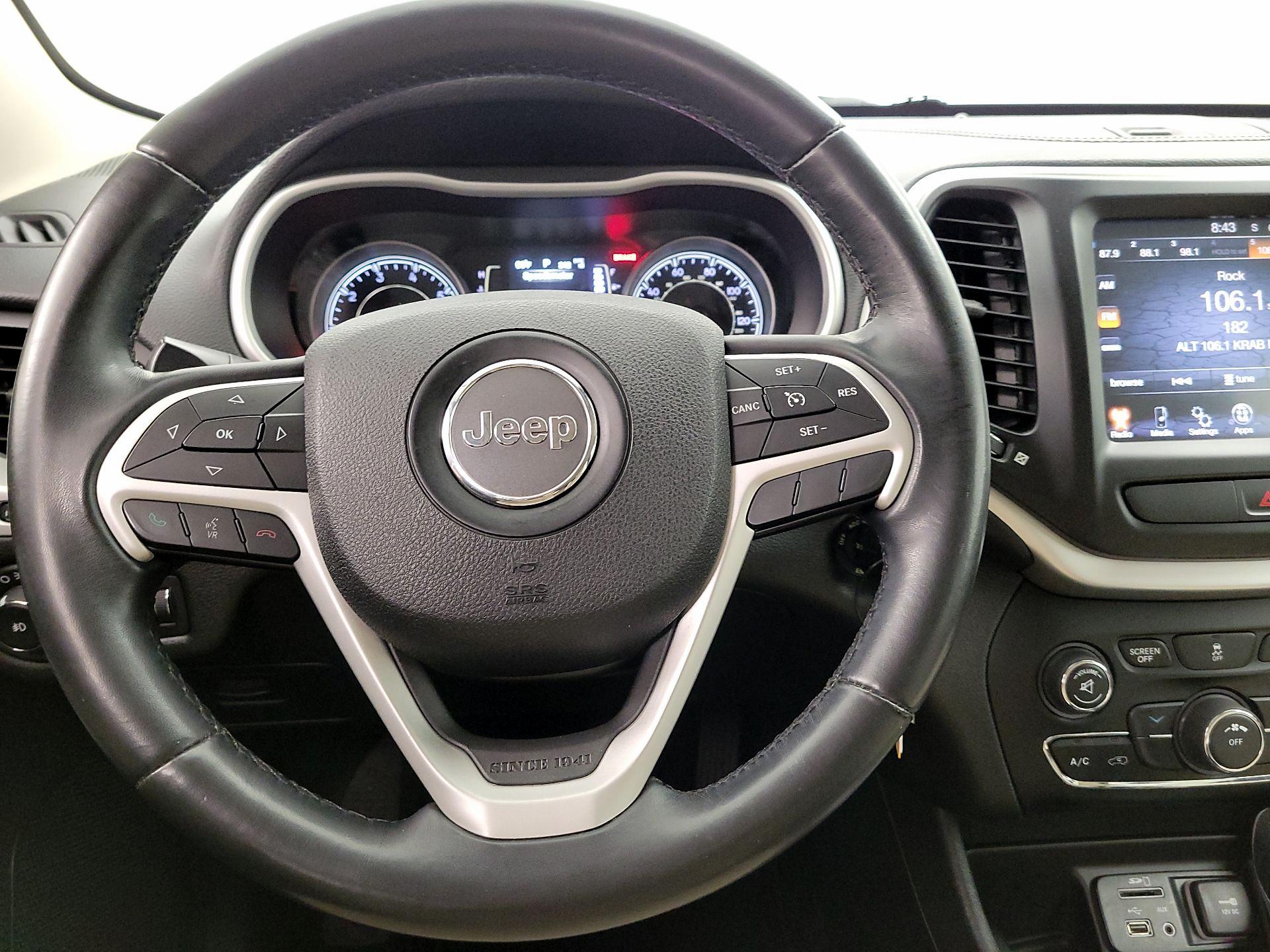 Thumbnail: 2015 Jeep Cherokee - 10