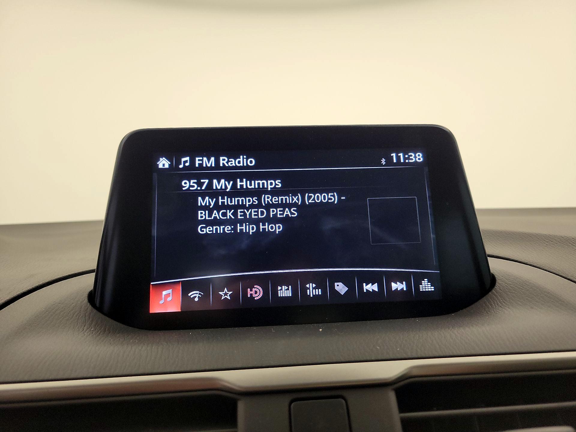 Thumbnail: 2018 Mazda Mazda3 - 14