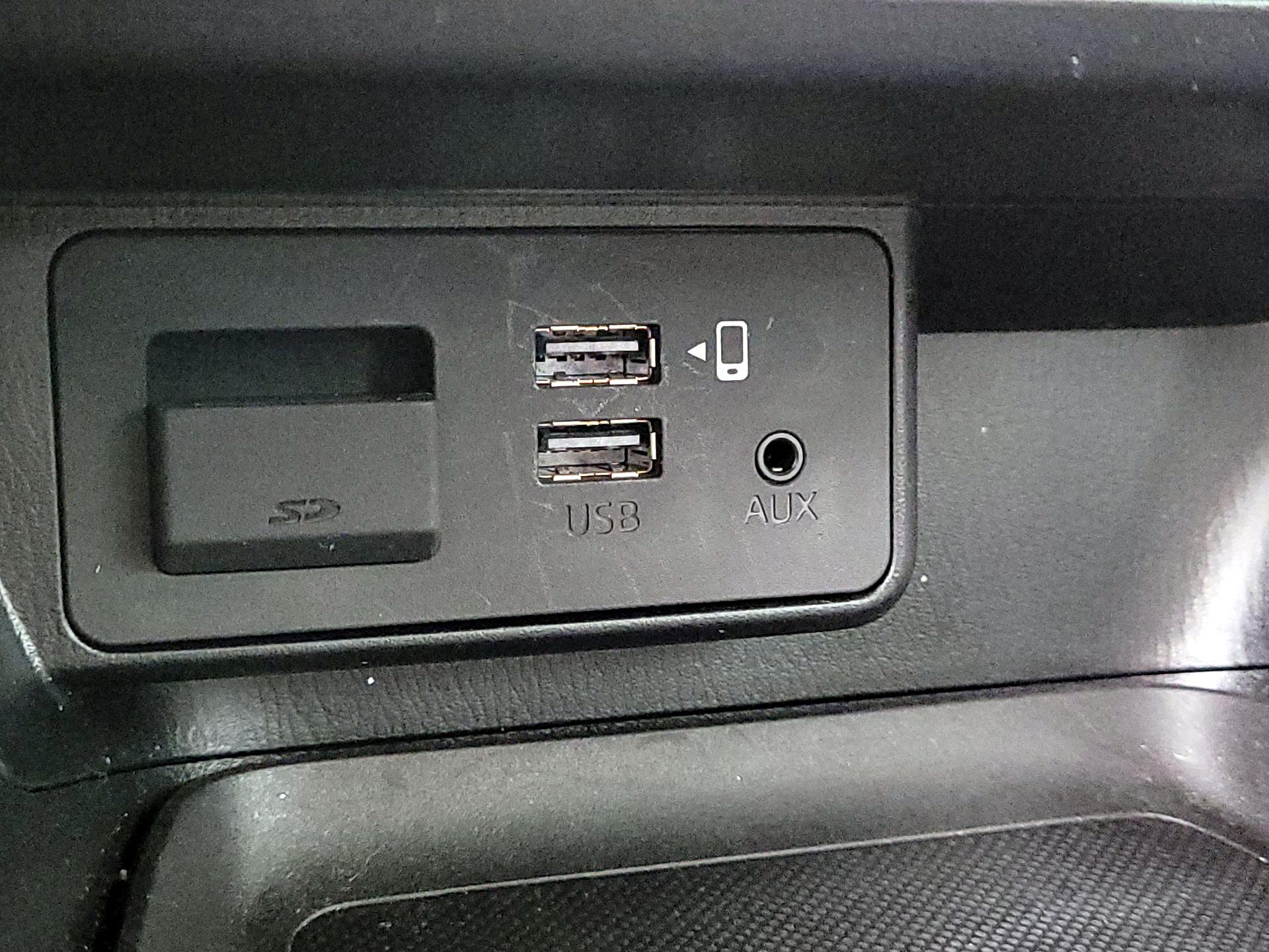 Thumbnail: 2018 Mazda Mazda3 - 17