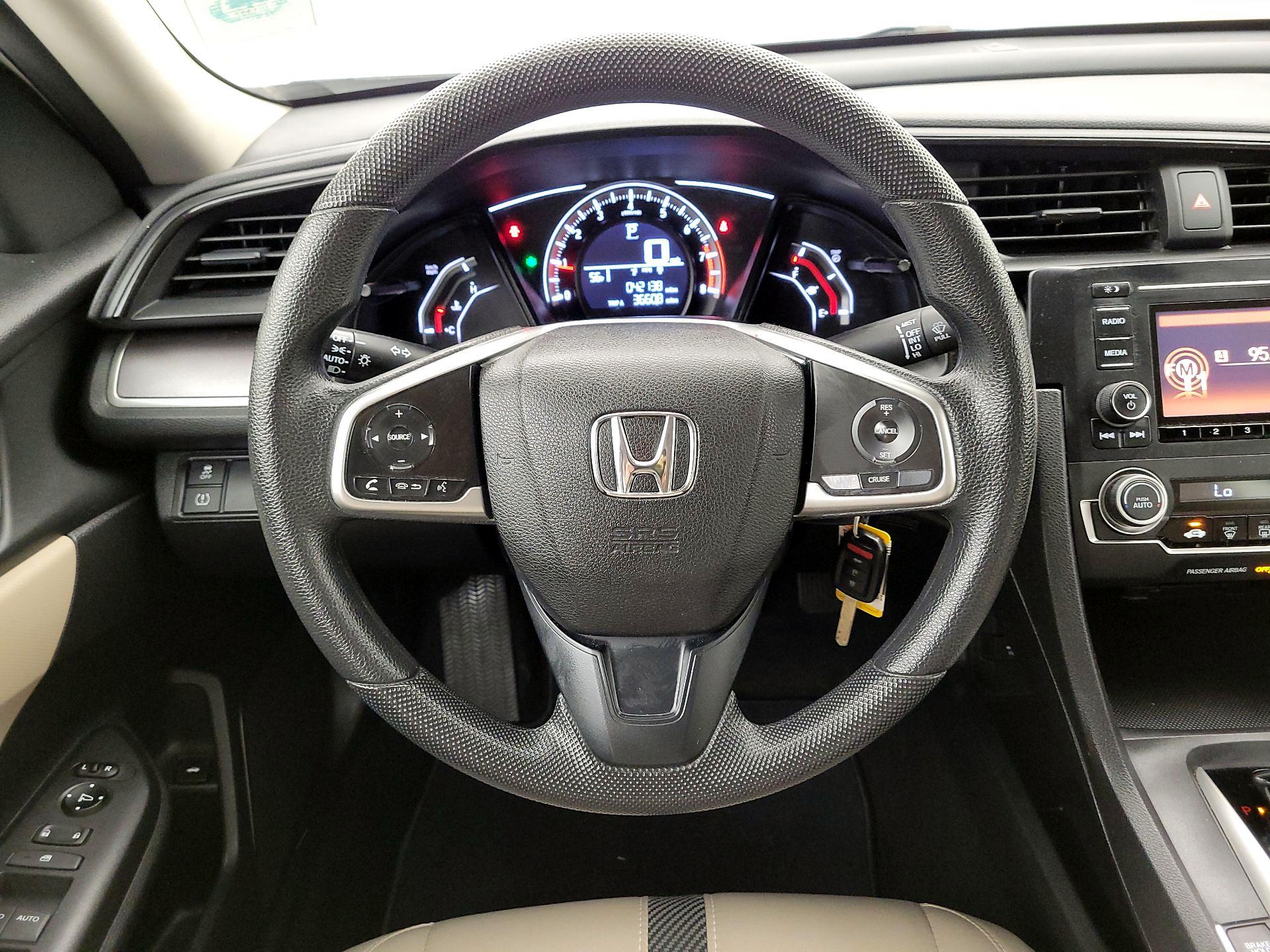 Thumbnail: 2017 Honda Civic - 10