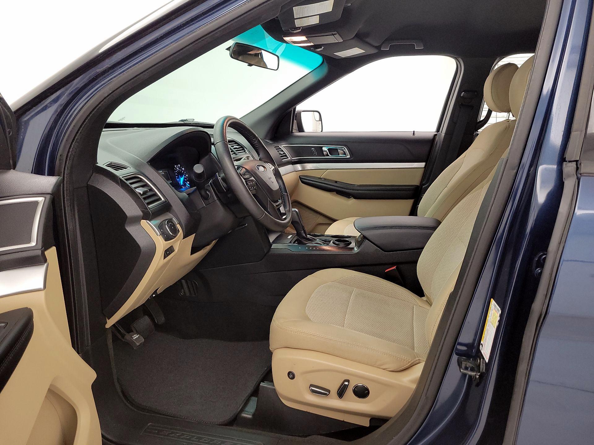 Thumbnail: 2017 Ford Explorer - 11