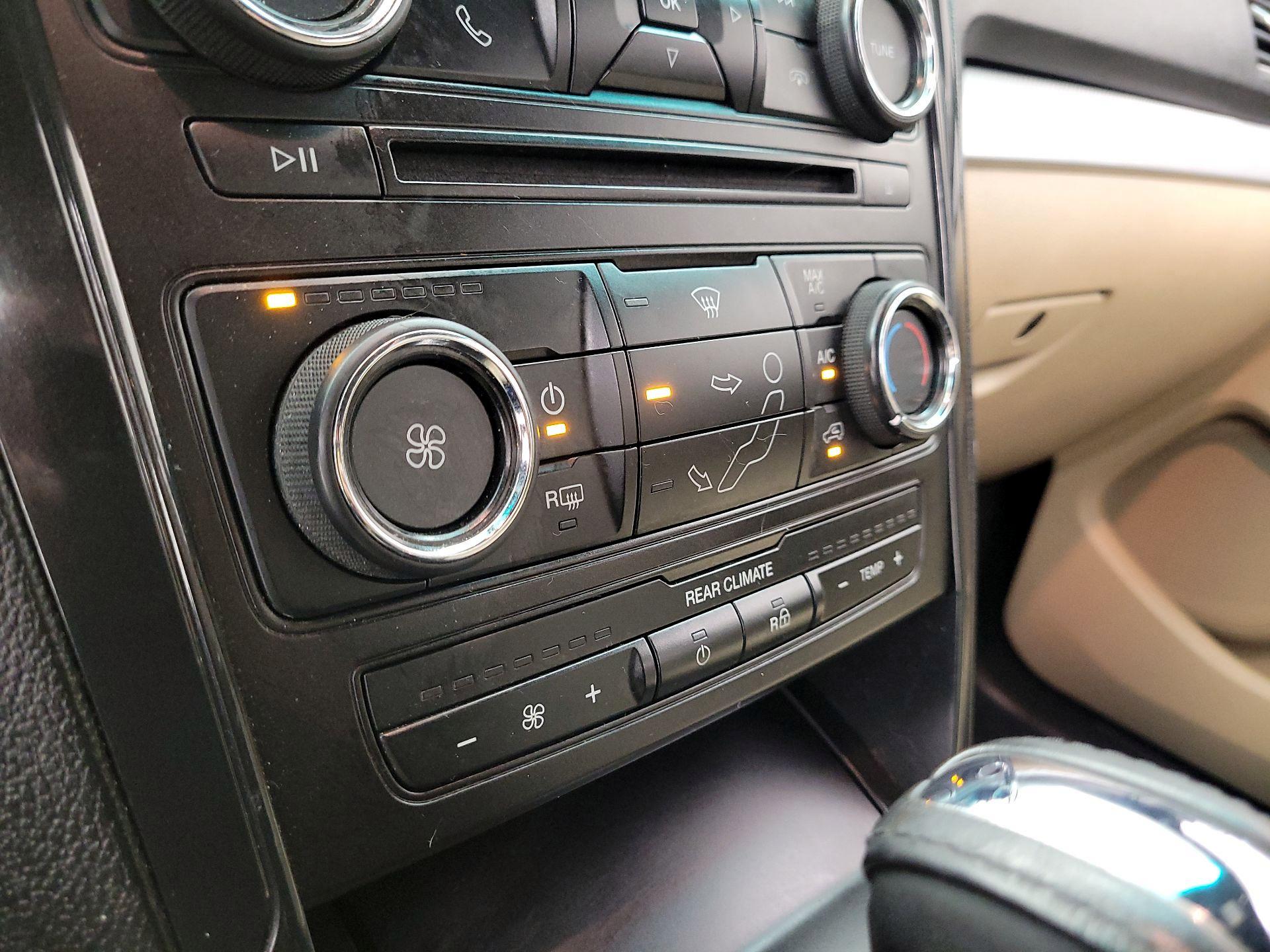 Thumbnail: 2017 Ford Explorer - 16