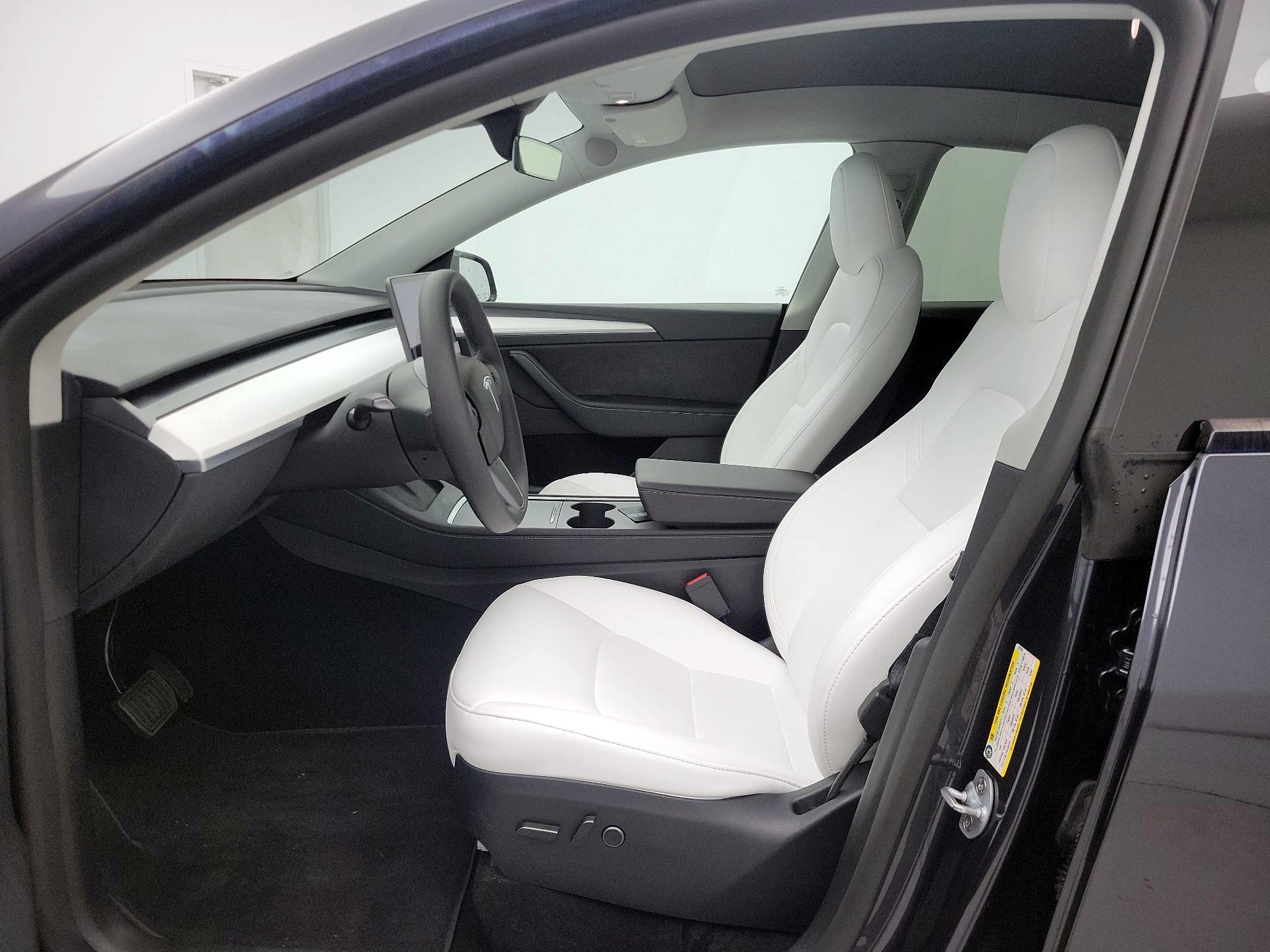 Thumbnail: 2024 Tesla Model Y - 11