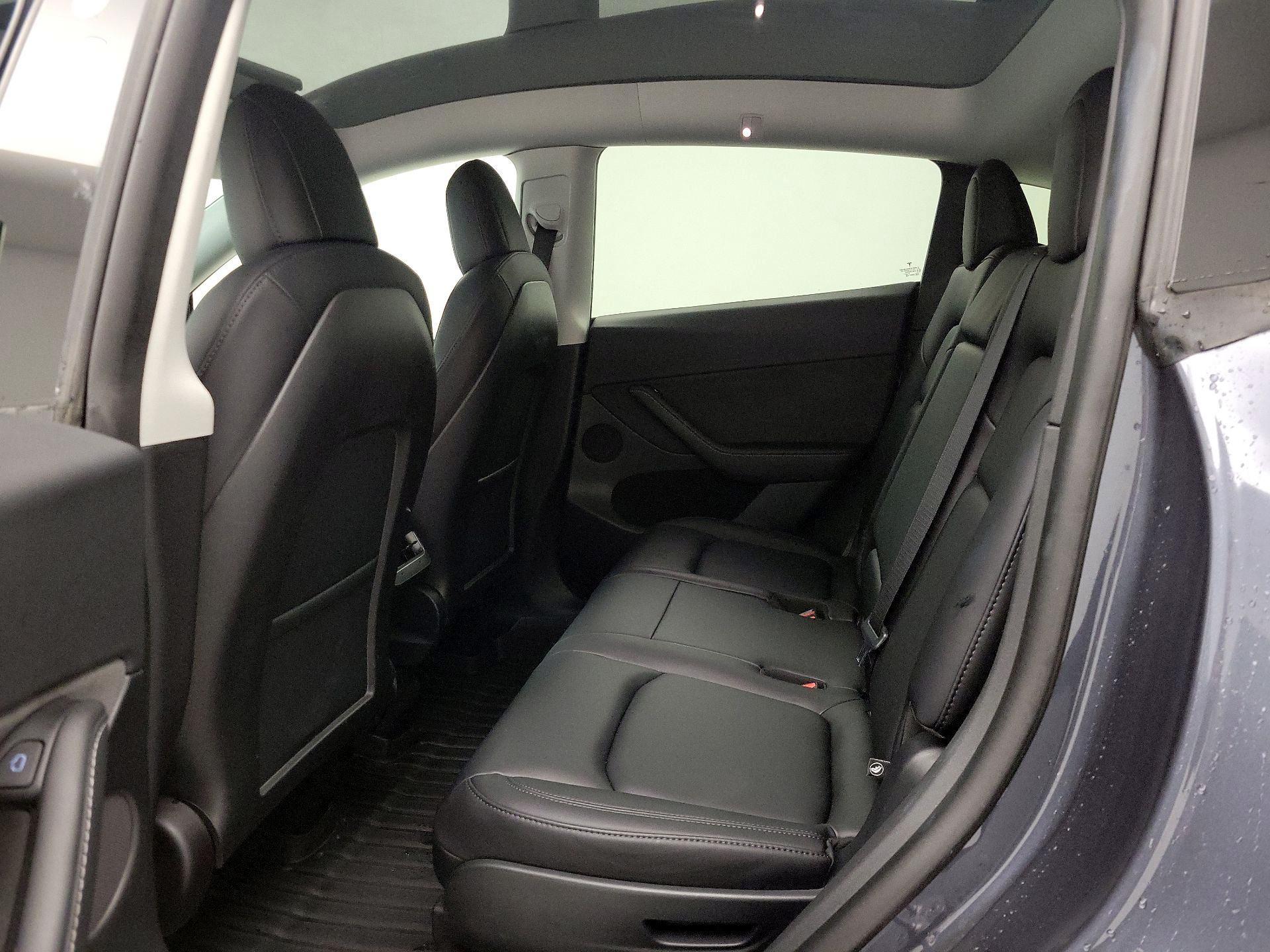 Thumbnail: 2022 Tesla Model Y - 20