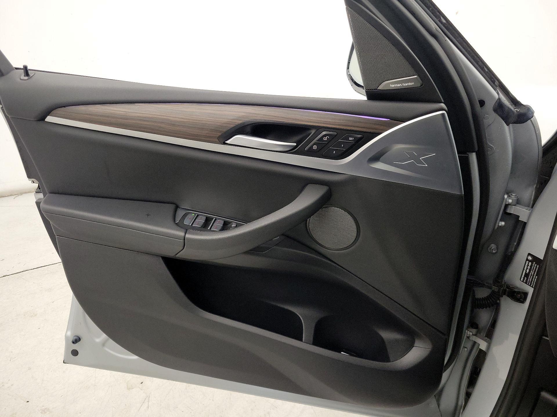 Thumbnail: 2021 BMW X3 - 12