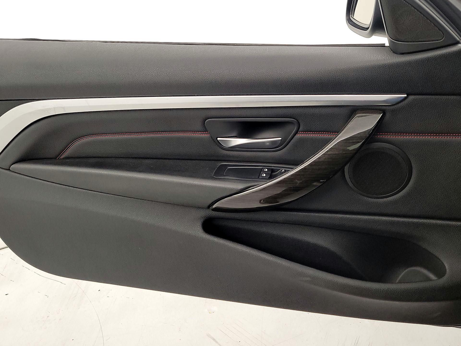 Thumbnail: 2016 BMW 4 Series - 12