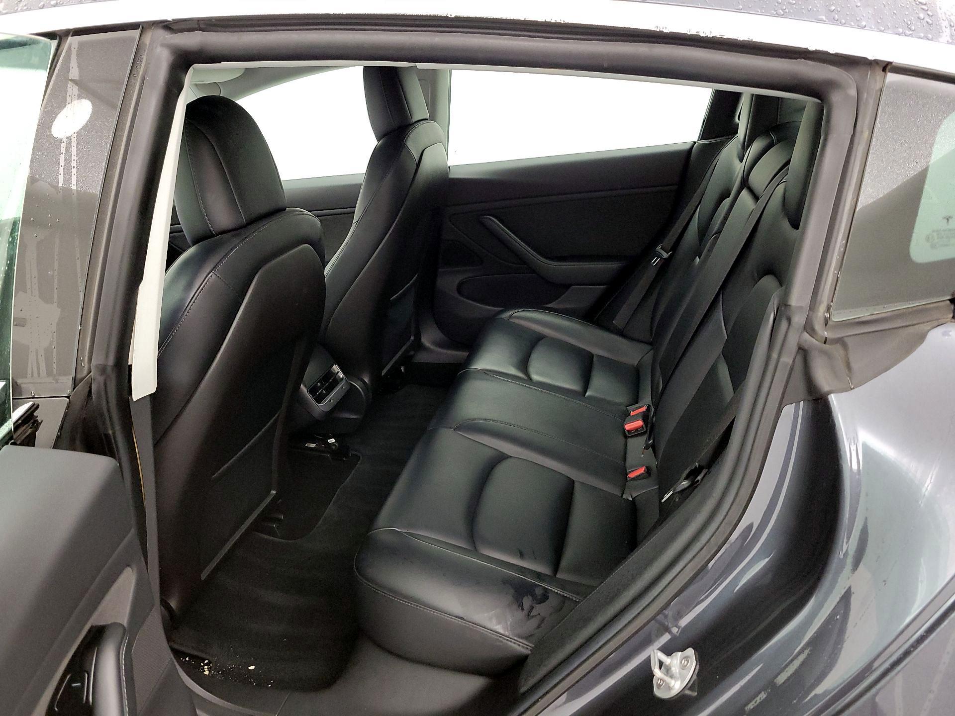 Thumbnail: 2019 Tesla Model 3 - 19