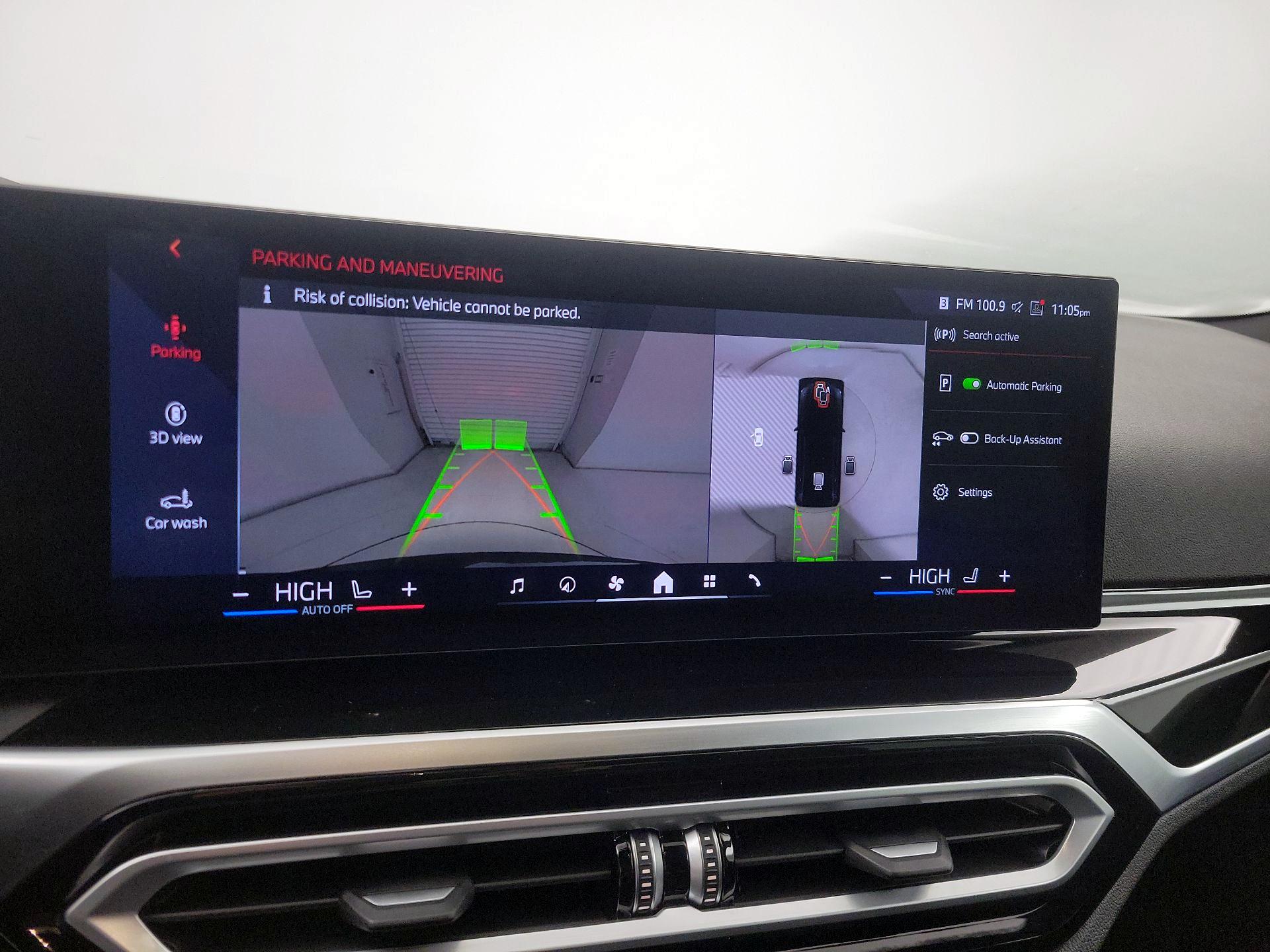 Thumbnail: 2024 BMW i4 - 15