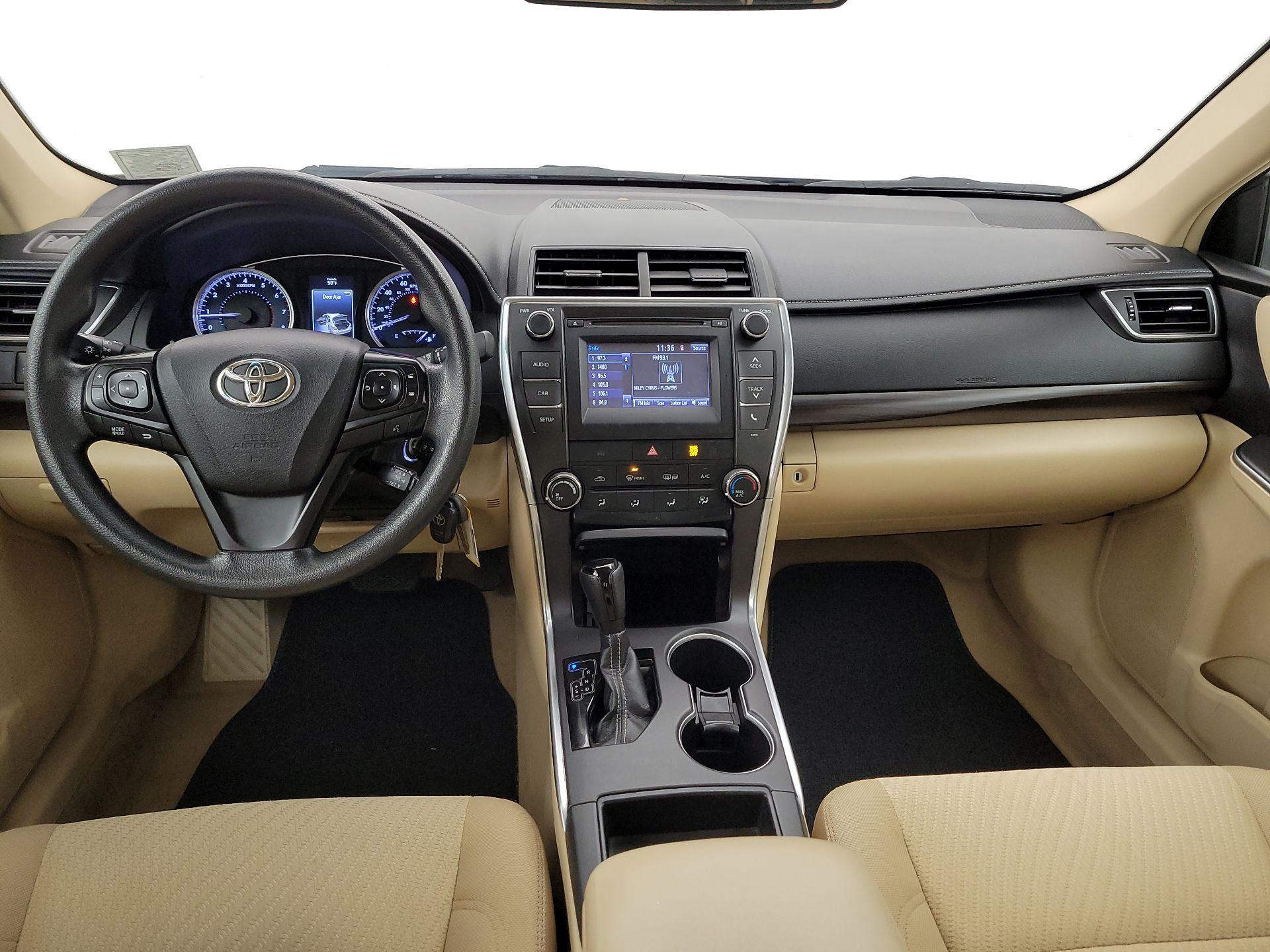 Thumbnail: 2017 Toyota Camry - 9