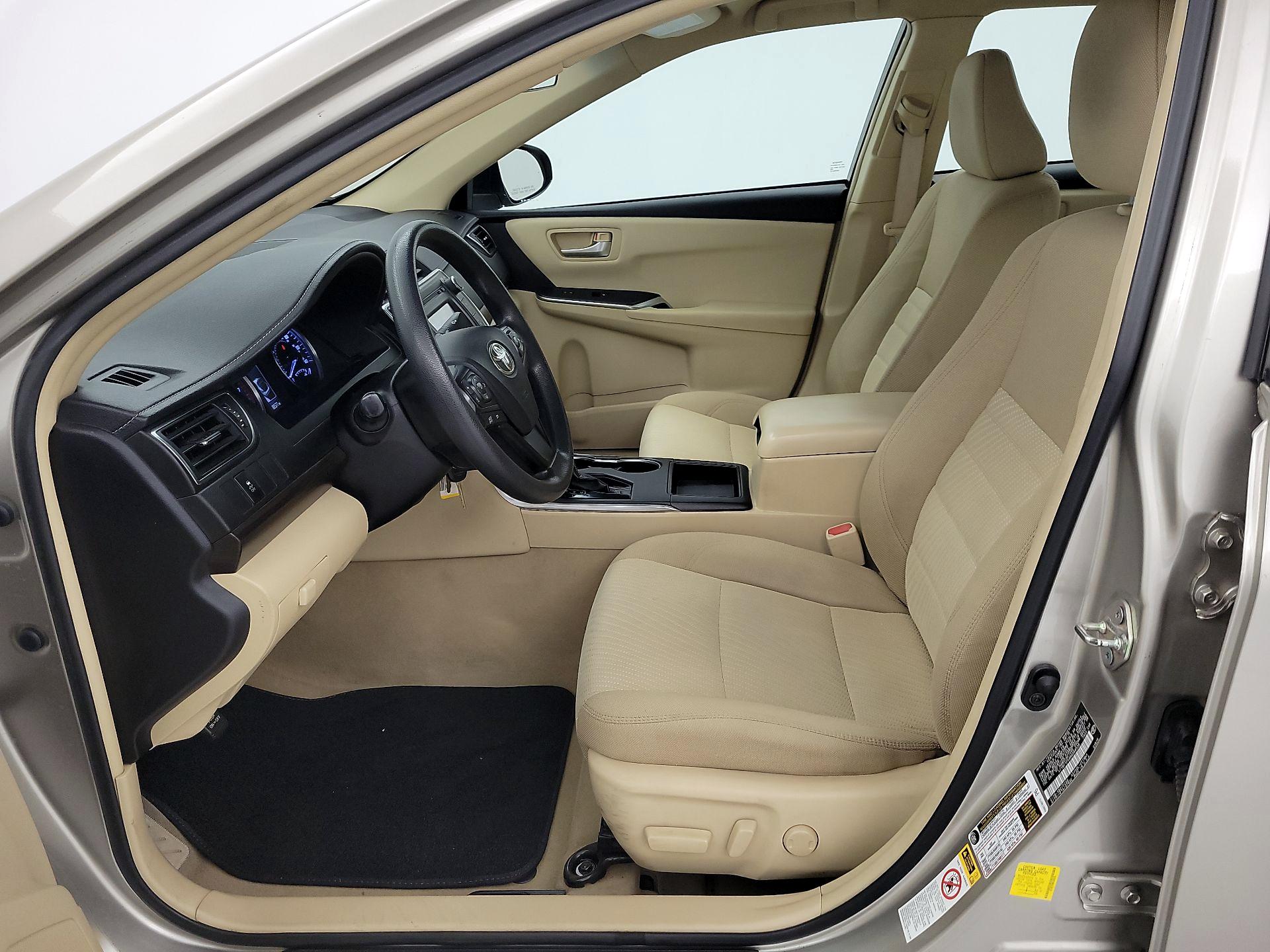 Thumbnail: 2017 Toyota Camry - 11