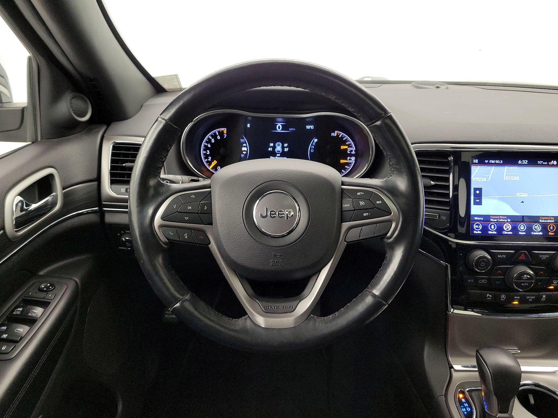 Thumbnail: 2019 Jeep Grand Cherokee - 10