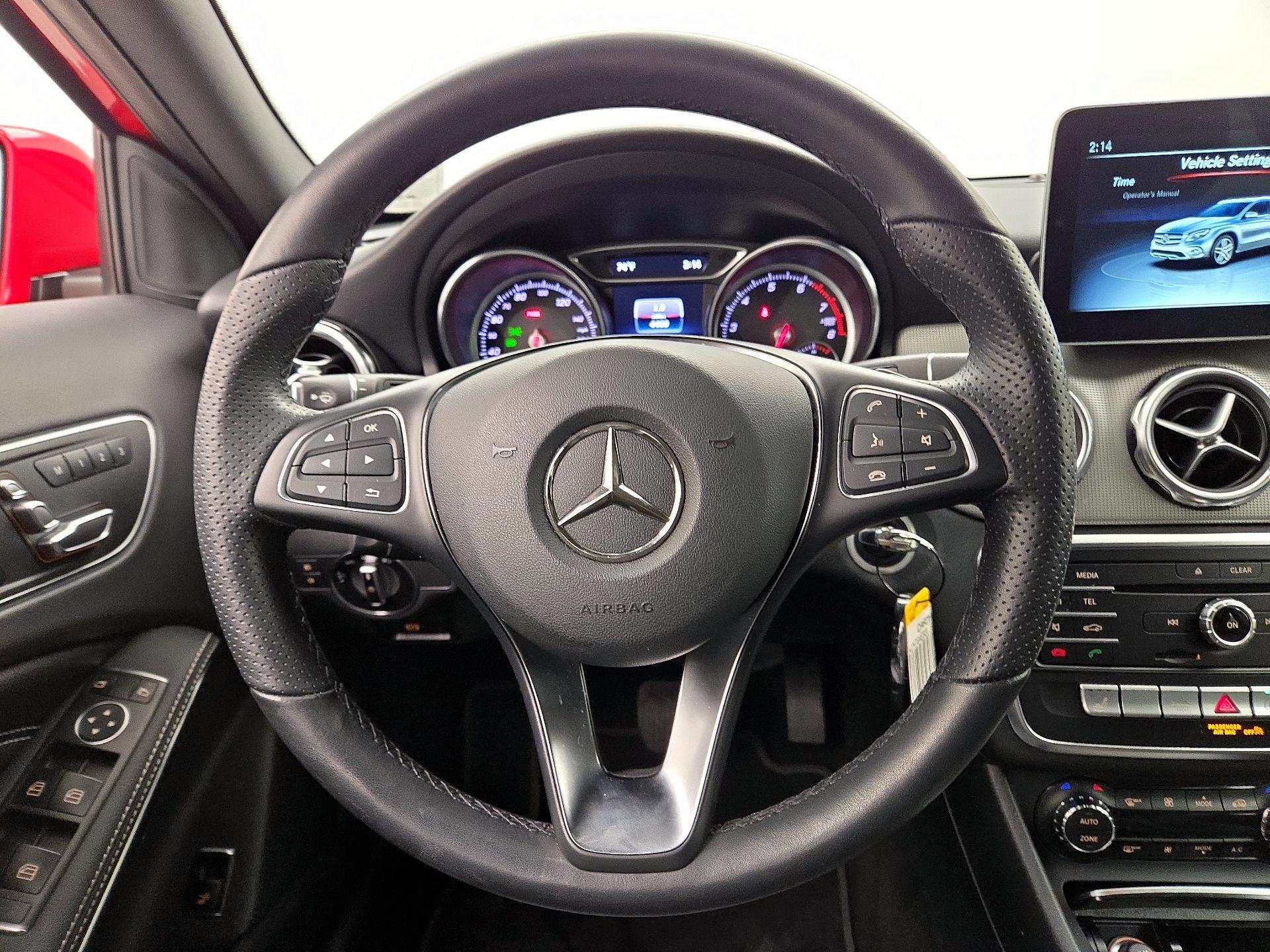 Thumbnail: 2020 Mercedes-Benz GLA - 10