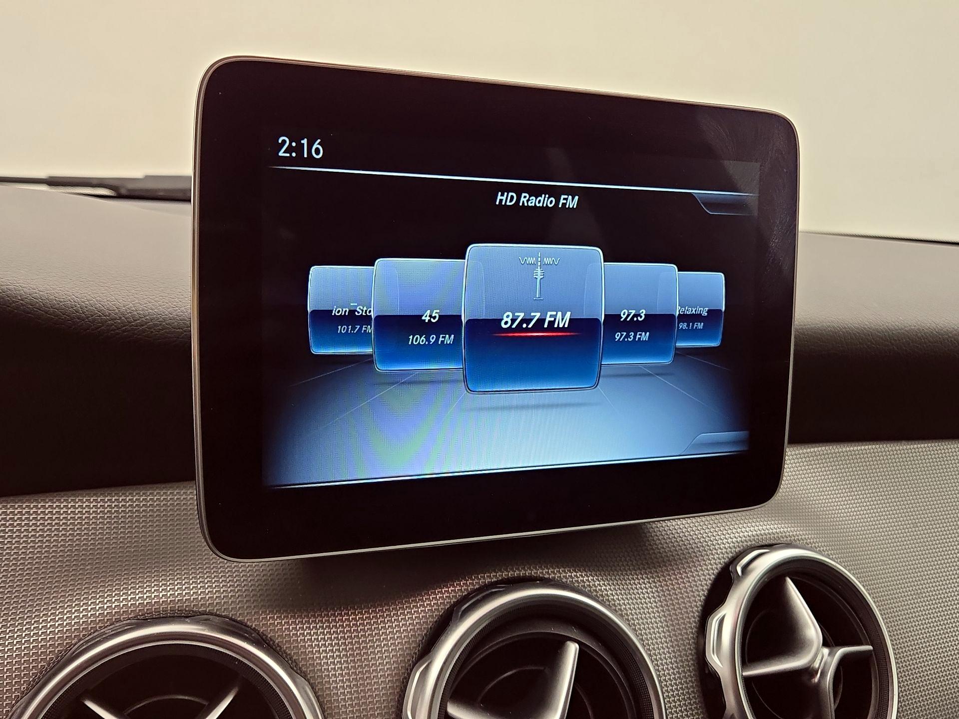 Thumbnail: 2020 Mercedes-Benz GLA - 15