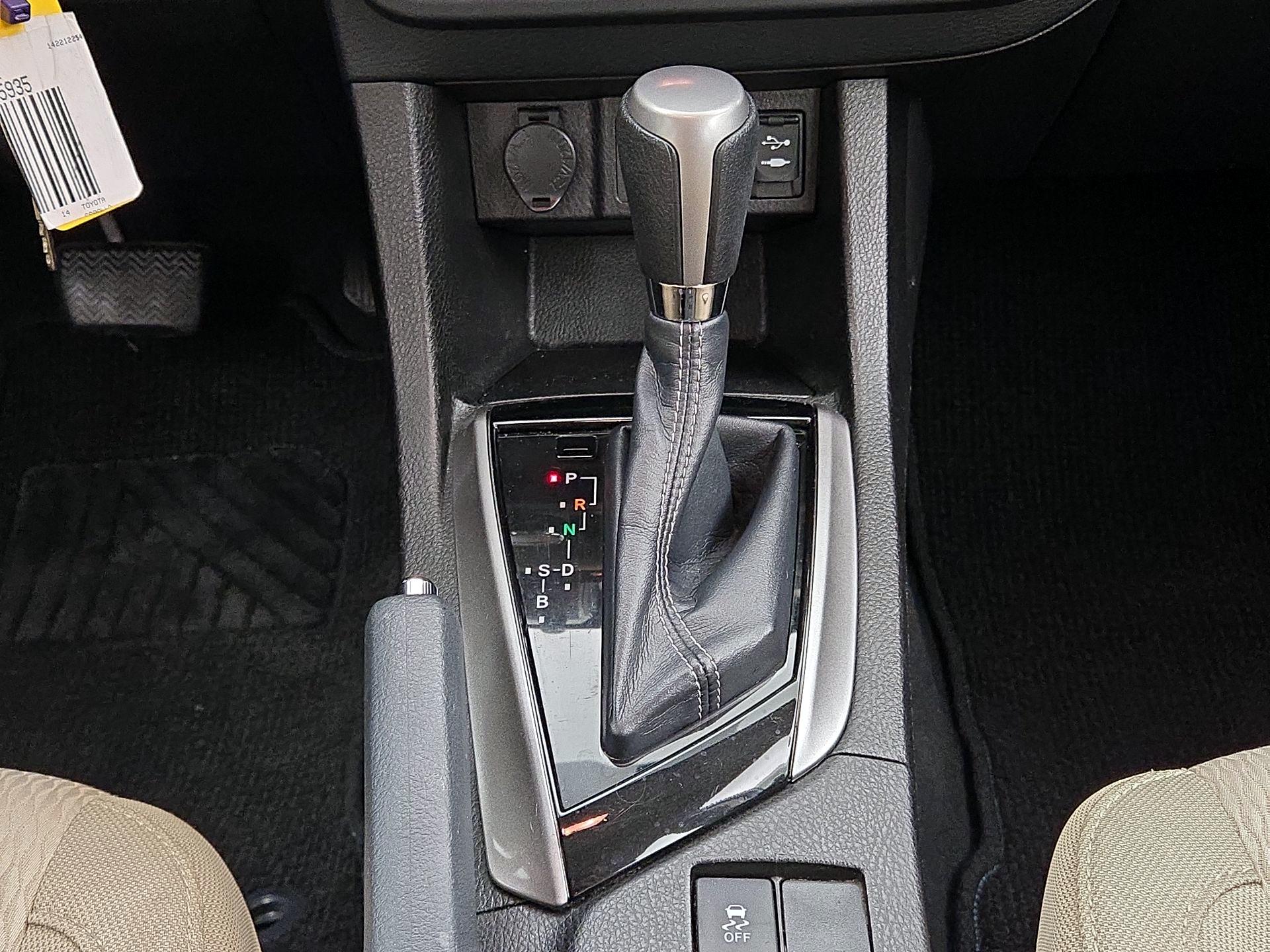 Thumbnail: 2014 Toyota Corolla - 17