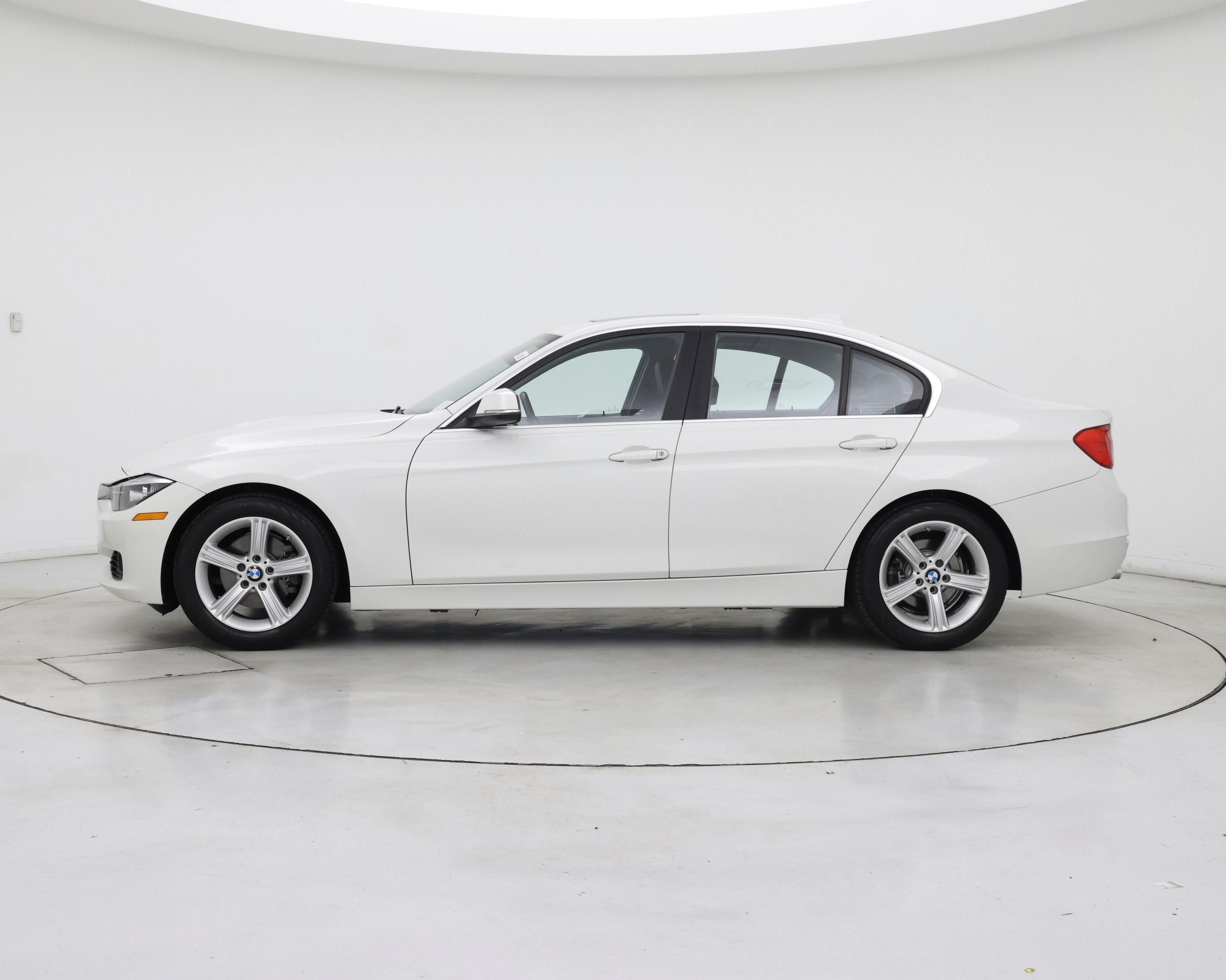 Thumbnail: 2015 BMW 3 Series - 3