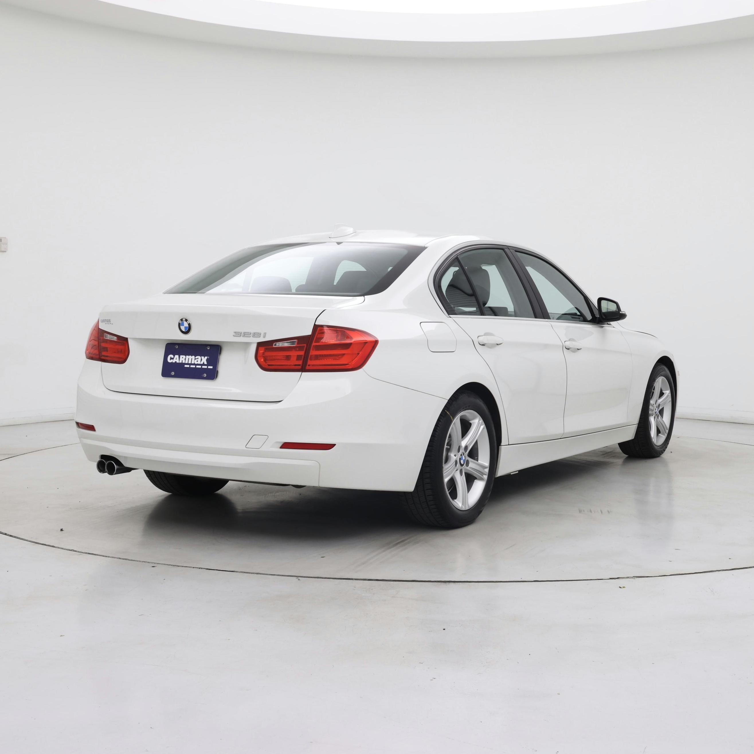 Thumbnail: 2015 BMW 3 Series - 8