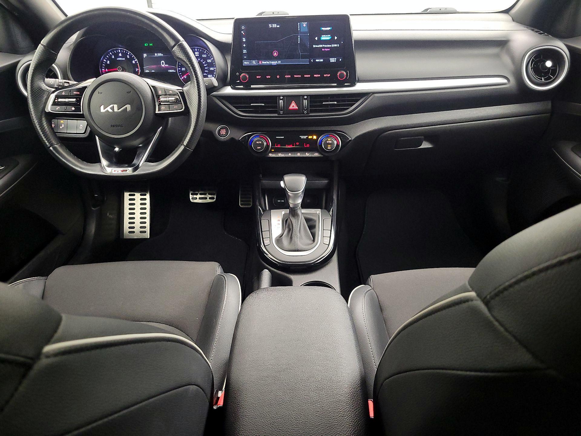 Thumbnail: 2023 Kia Forte - 9