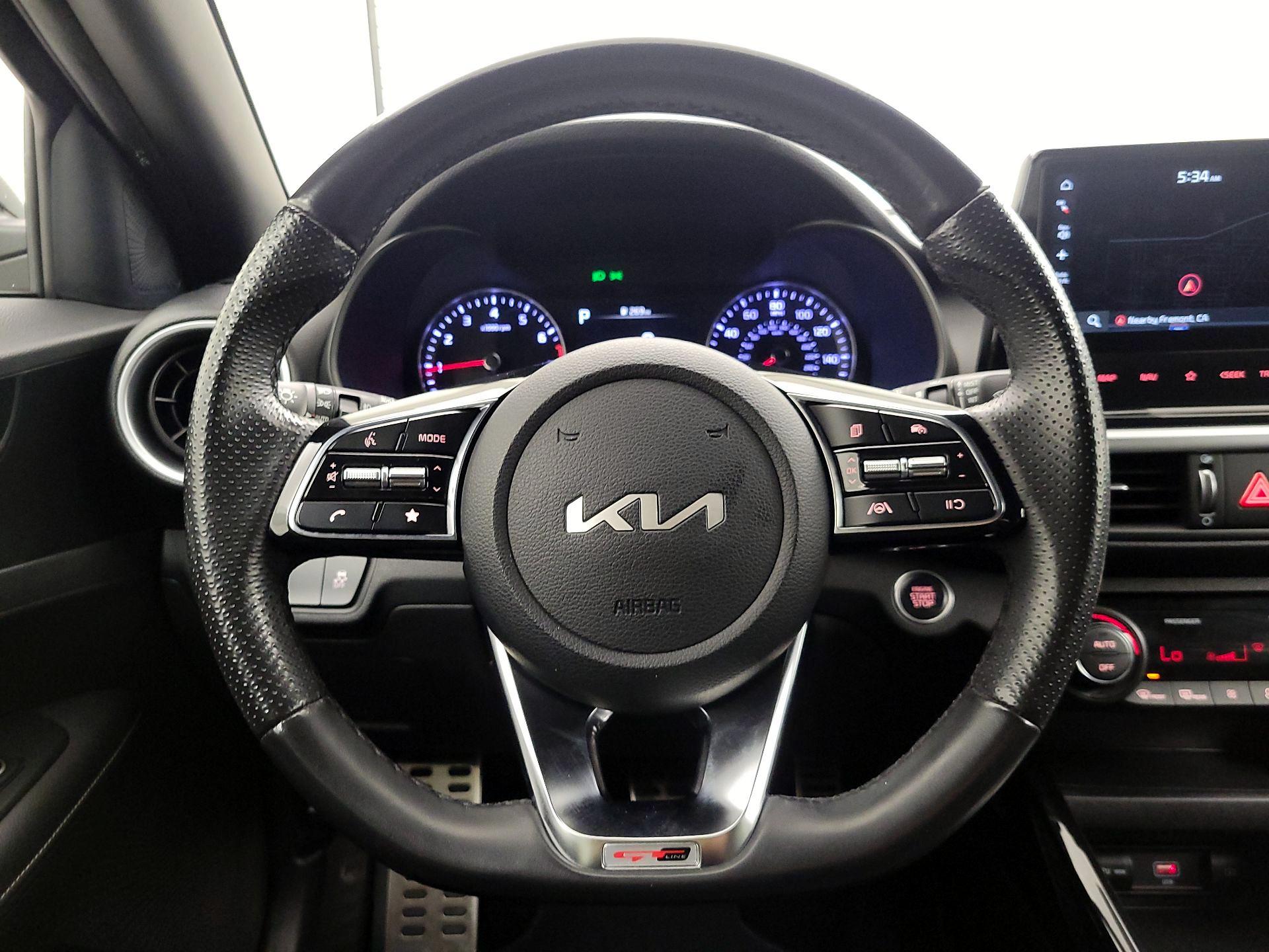 Thumbnail: 2023 Kia Forte - 10