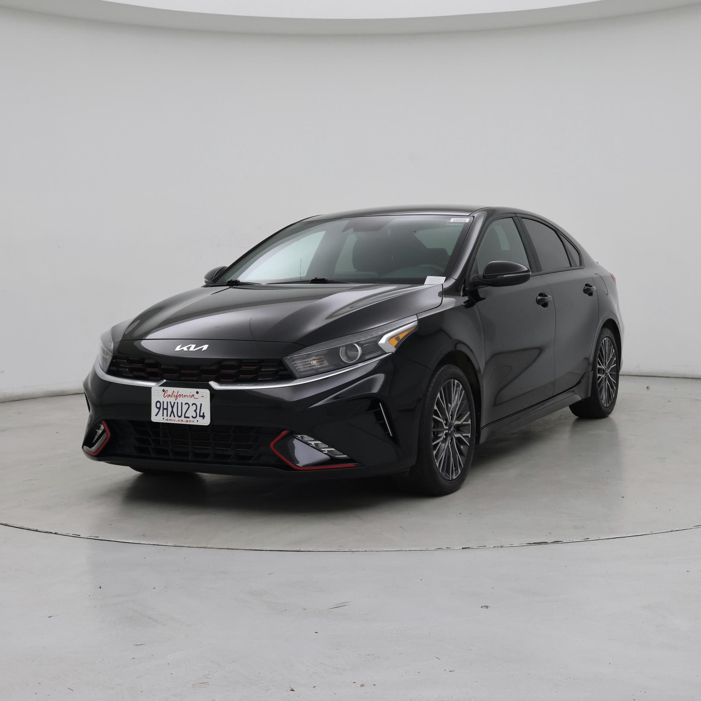 Thumbnail: 2023 Kia Forte - 4