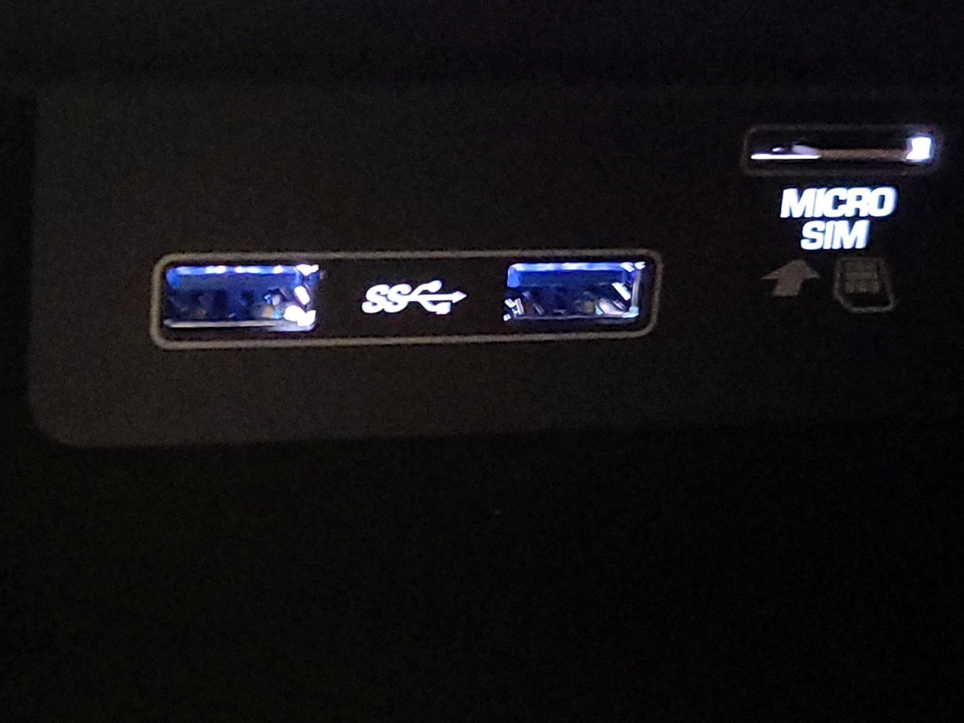 Thumbnail: 2020 Land Rover Range Rover Evoque - 19