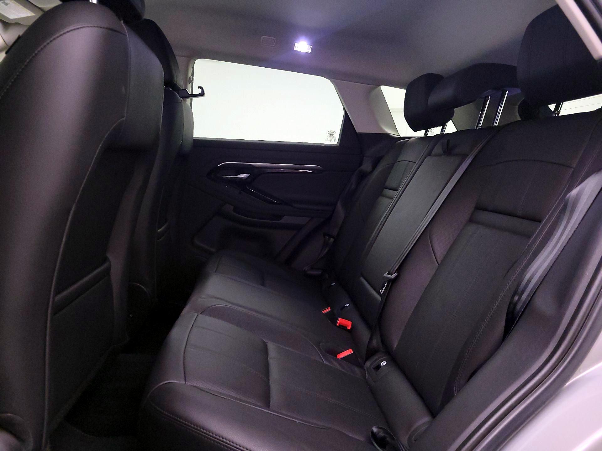 Thumbnail: 2020 Land Rover Range Rover Evoque - 20