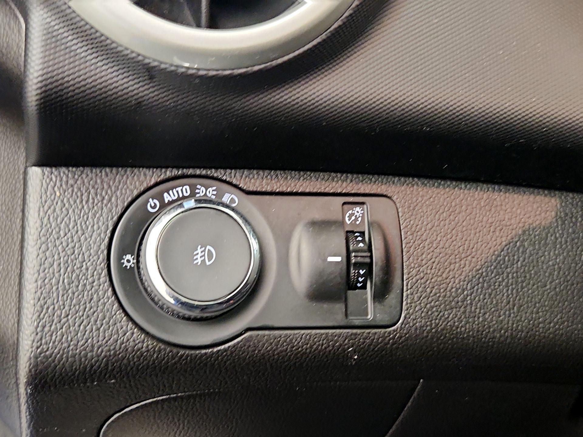 Thumbnail: 2020 Chevrolet Sonic - 13