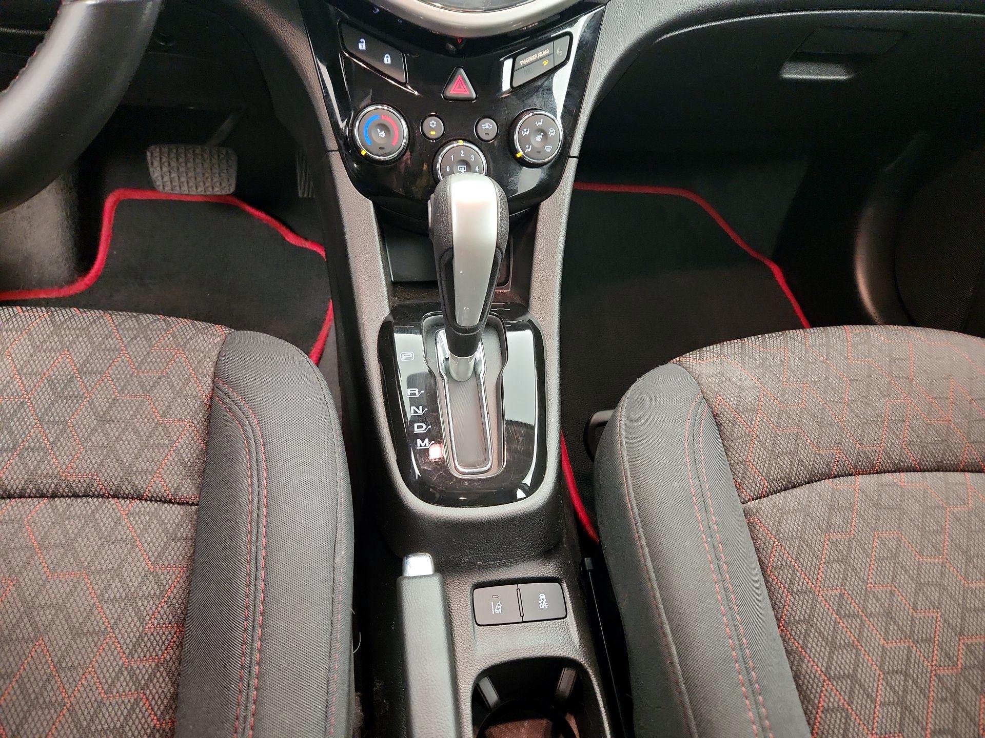 Thumbnail: 2020 Chevrolet Sonic - 17