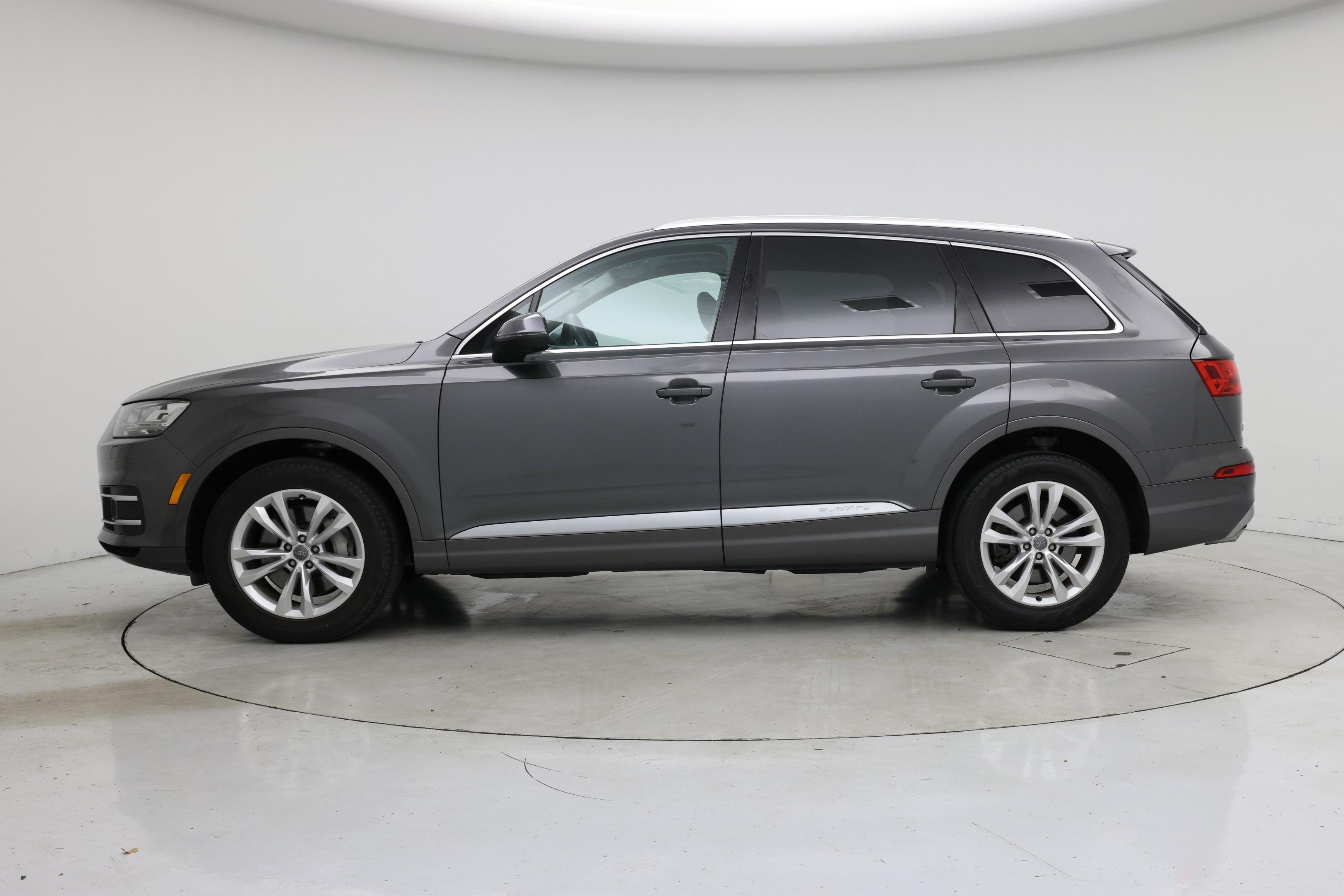 Thumbnail: 2018 Audi Q7 - 3