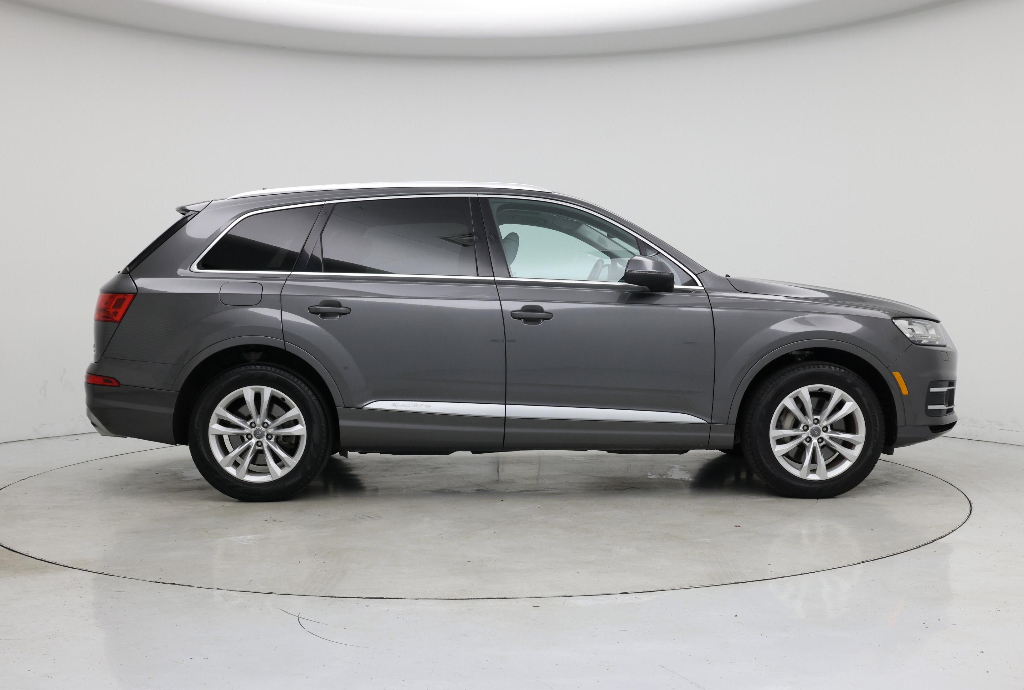 Thumbnail: 2018 Audi Q7 - 7