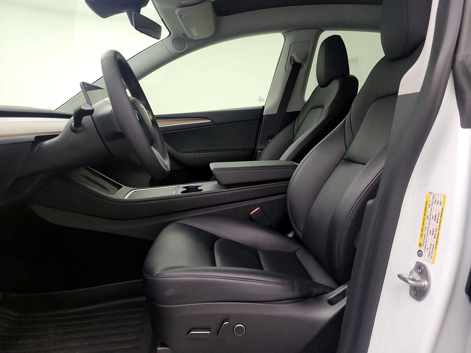 Thumbnail: 2023 Tesla Model Y - 11