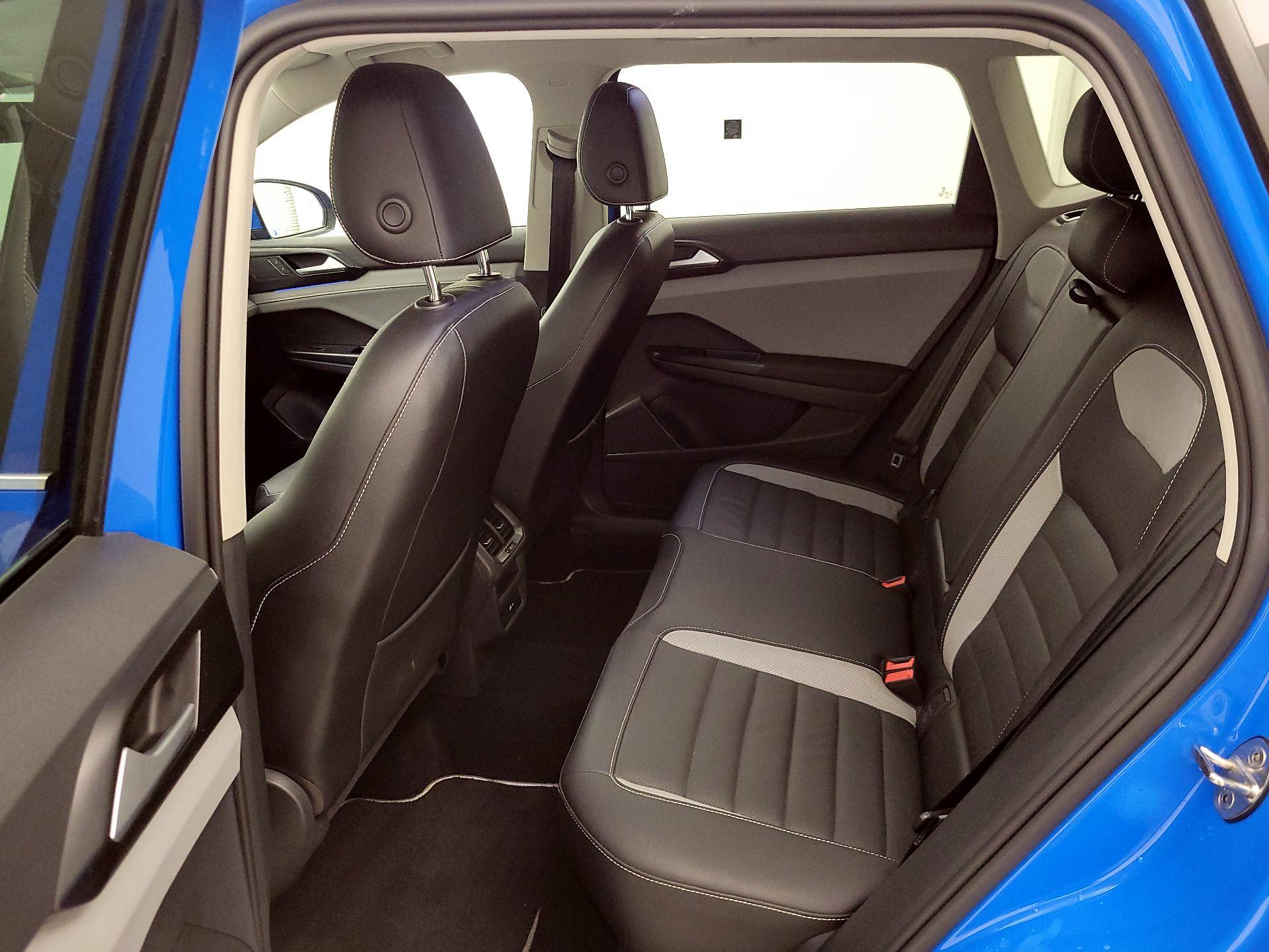 Thumbnail: 2022 Volkswagen Taos - 20