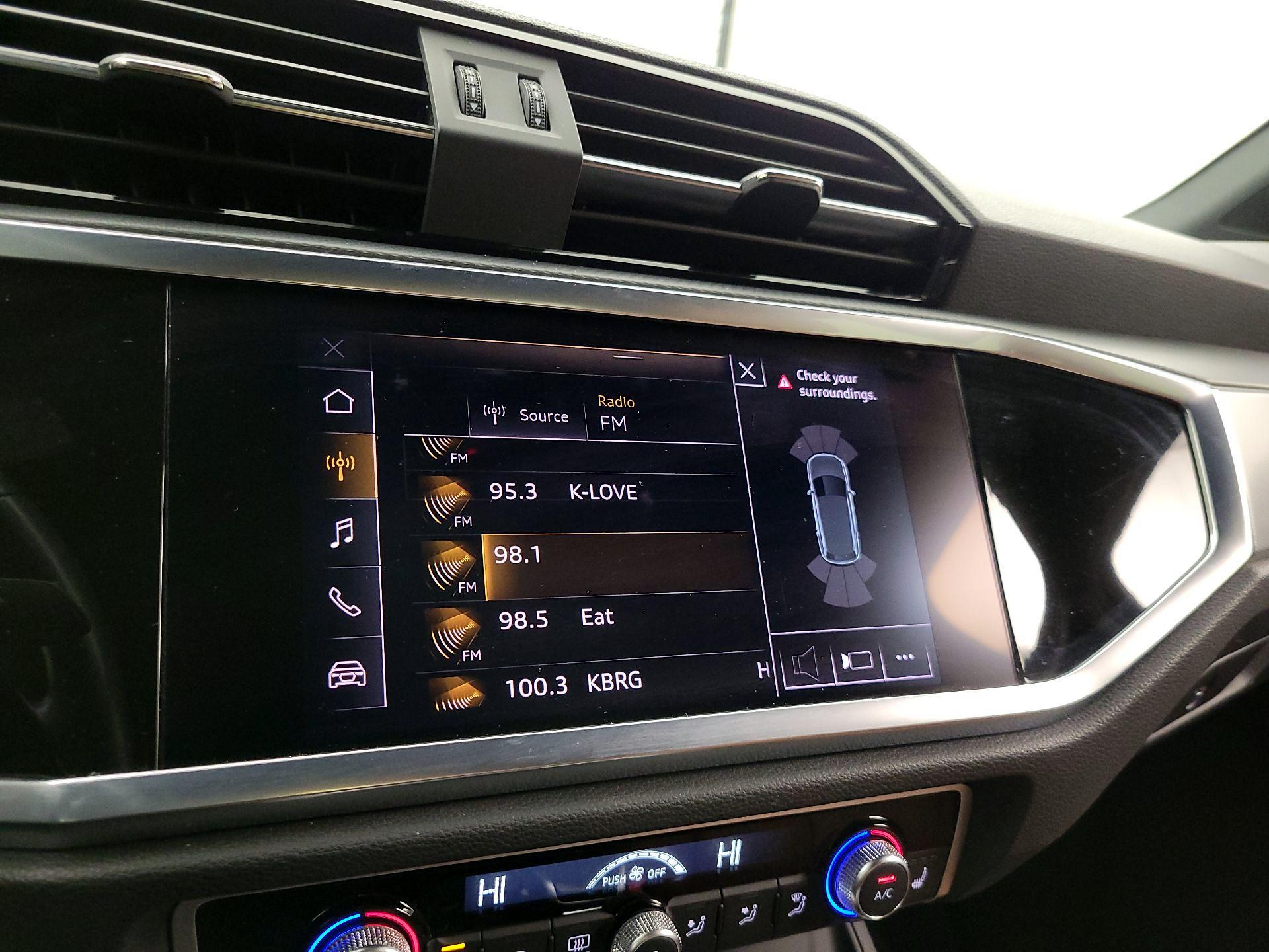 Thumbnail: 2021 Audi Q3 - 15