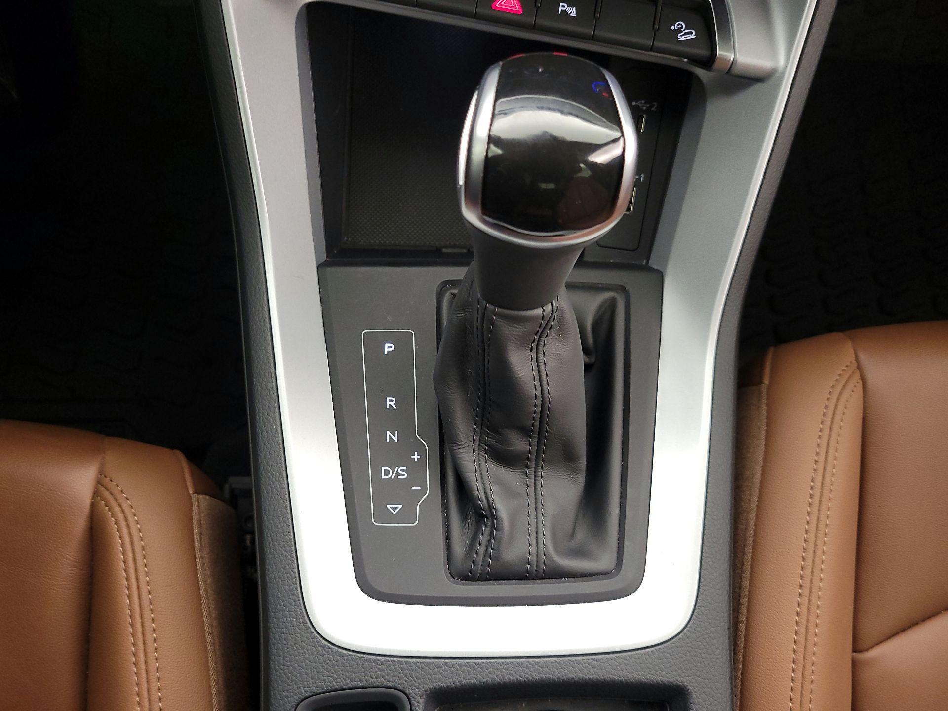 Thumbnail: 2021 Audi Q3 - 17