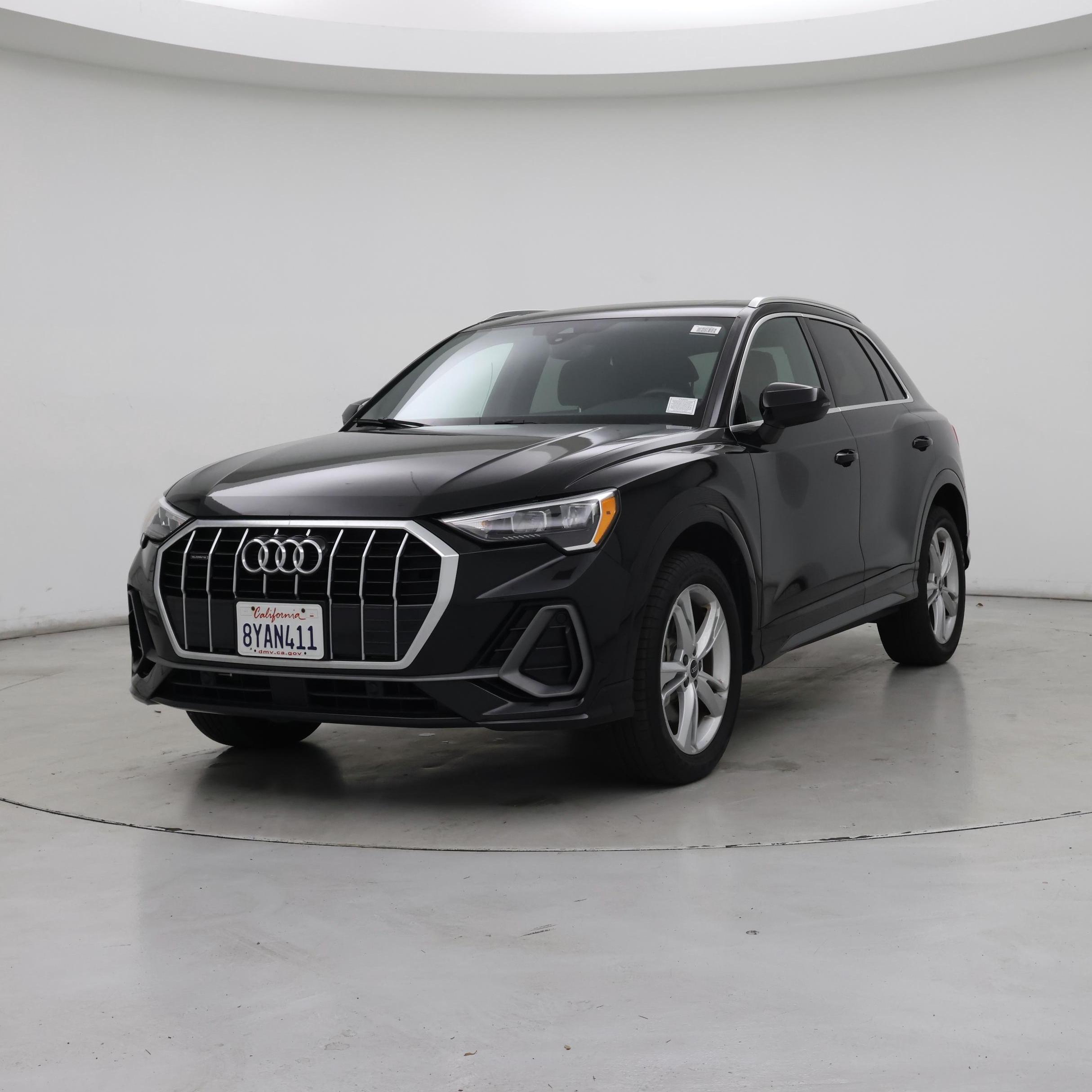 Thumbnail: 2021 Audi Q3 - 4