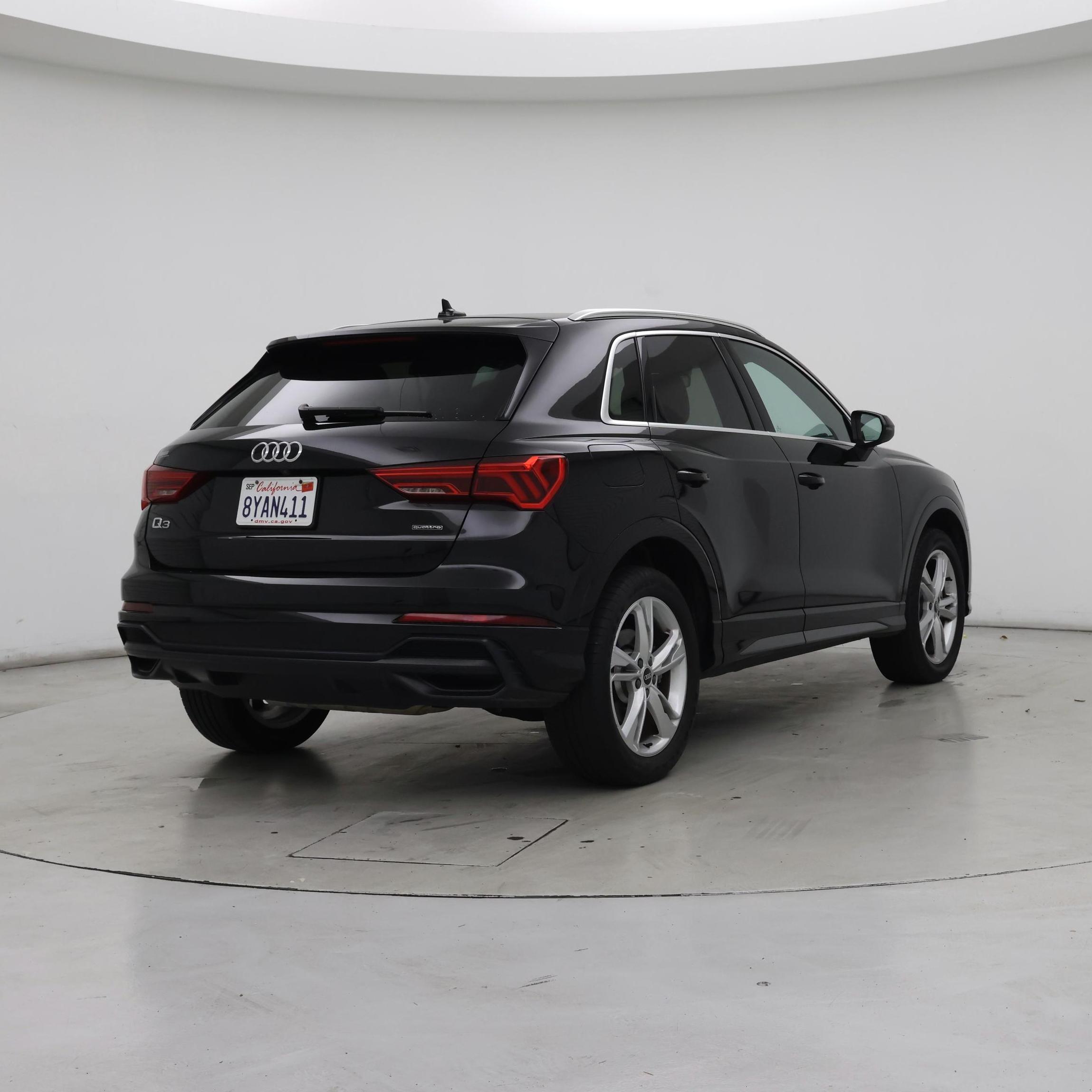 Thumbnail: 2021 Audi Q3 - 8