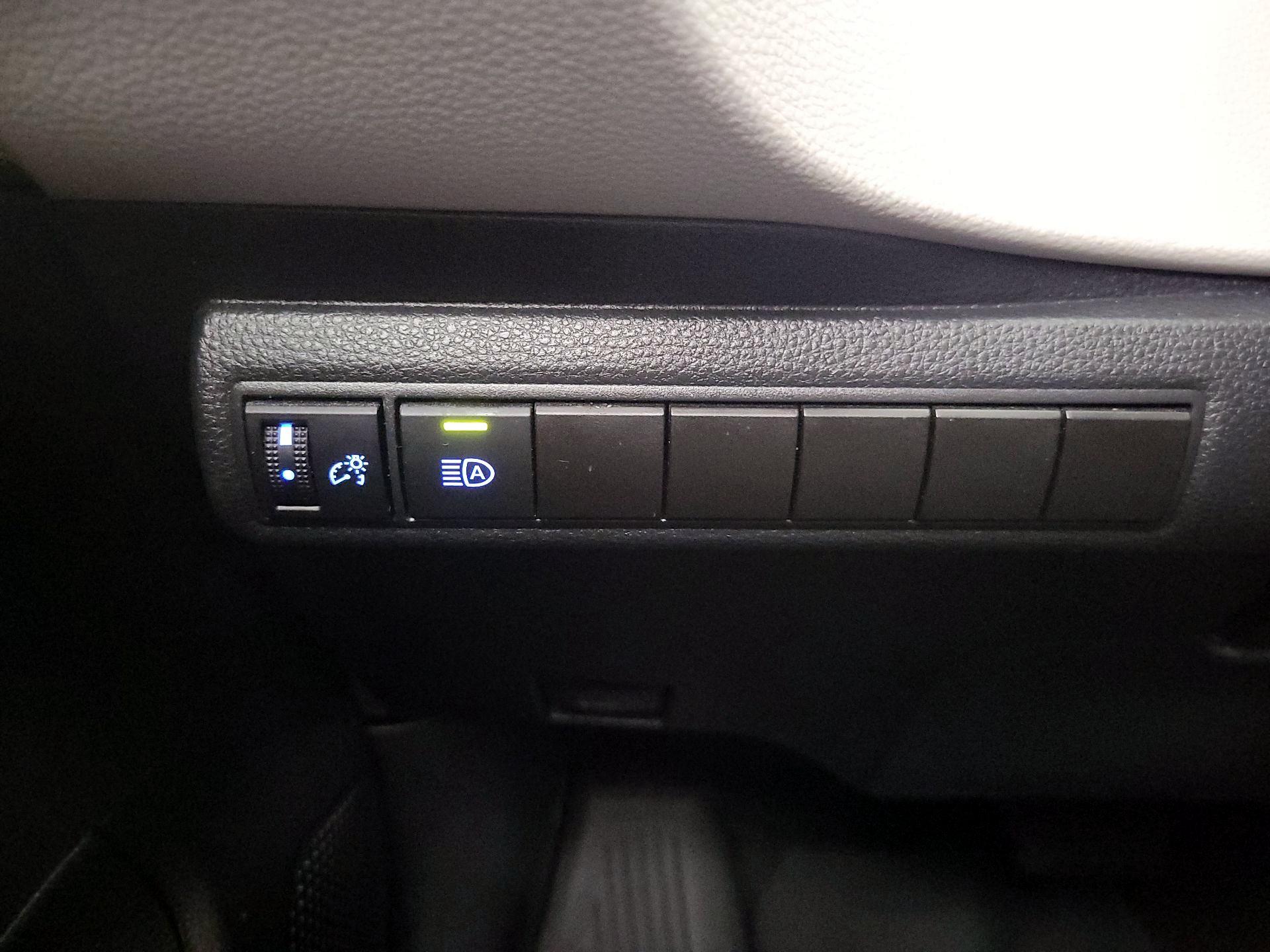 Thumbnail: 2022 Toyota Corolla - 13