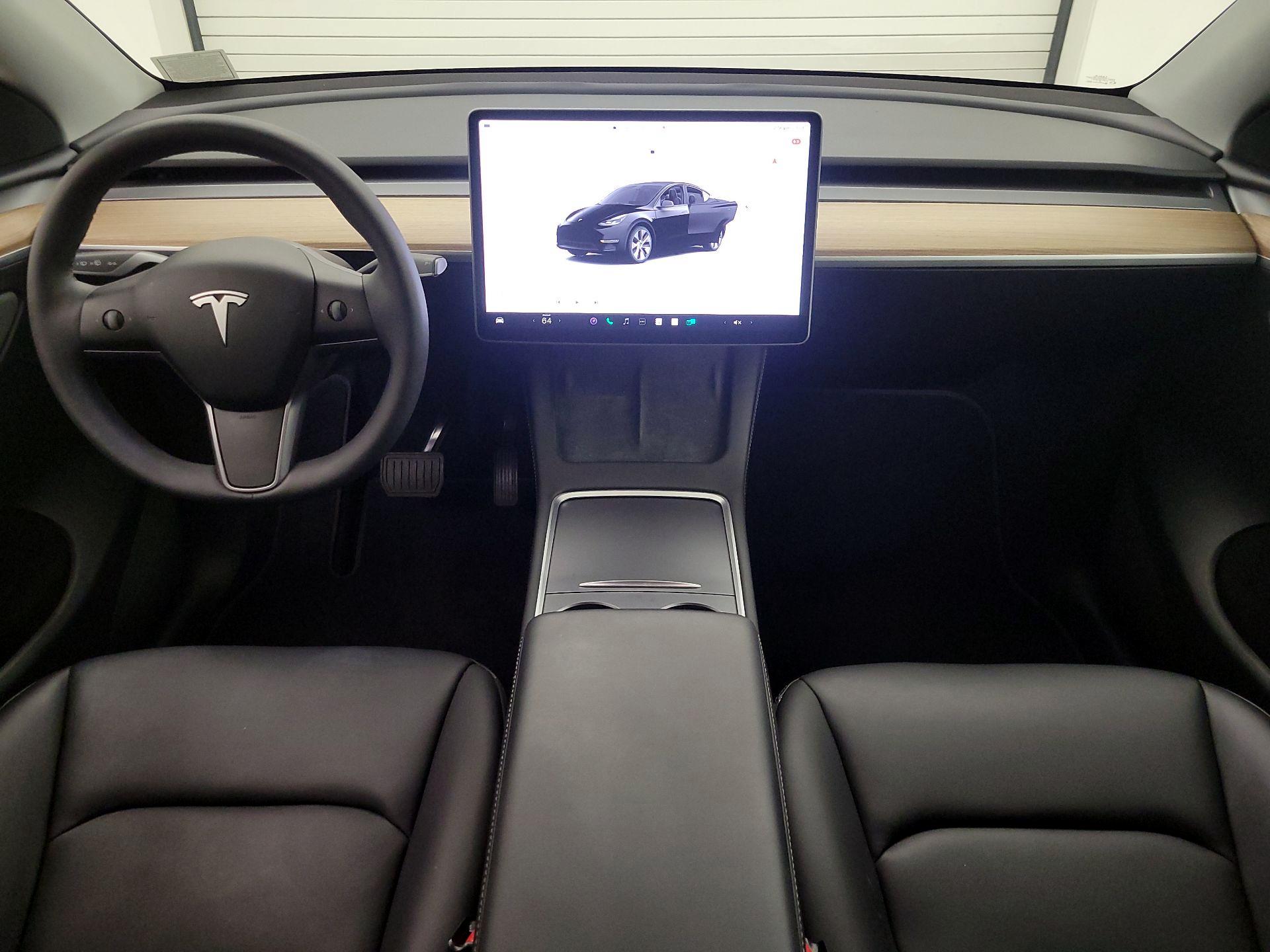 Thumbnail: 2024 Tesla Model Y - 9