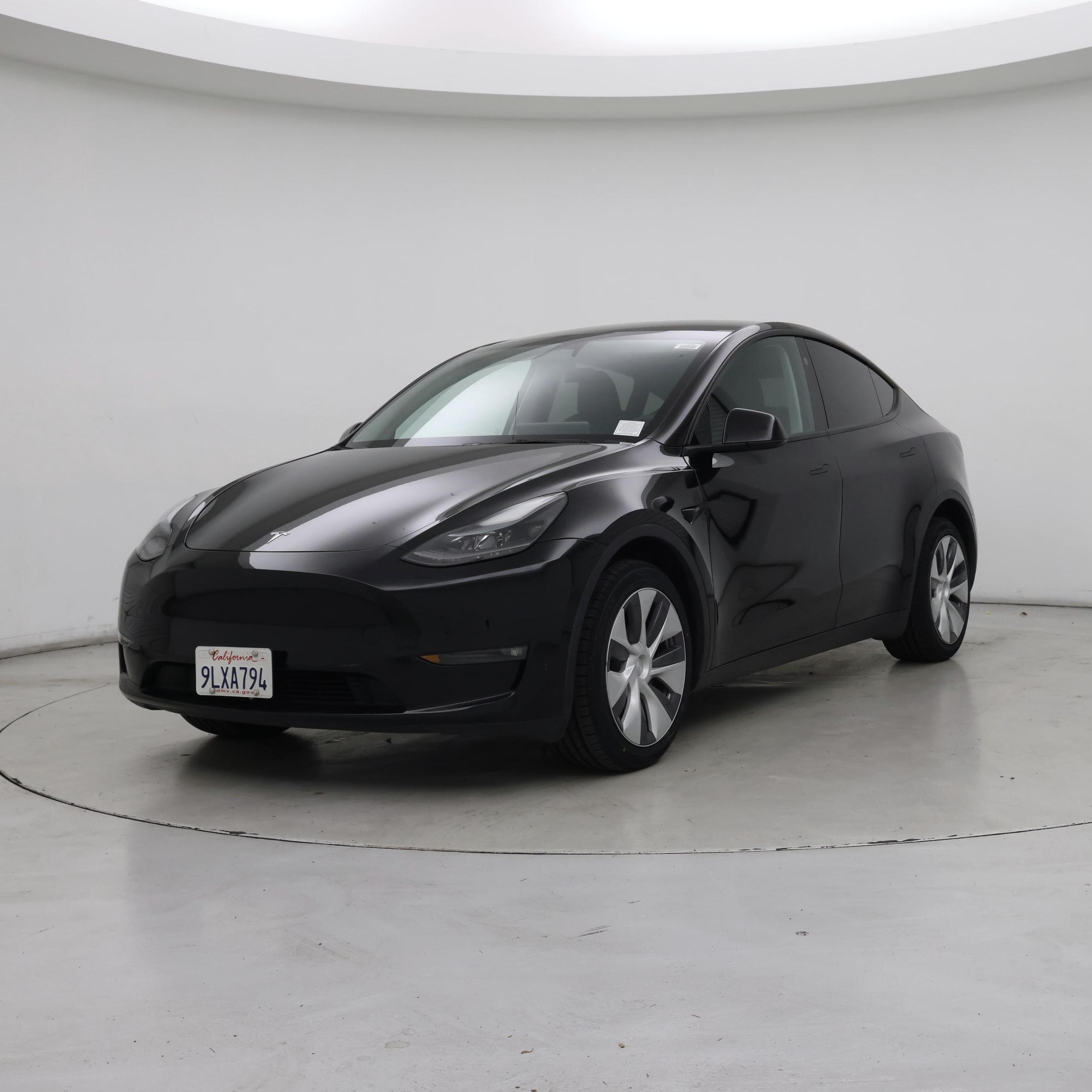 Thumbnail: 2024 Tesla Model Y - 4