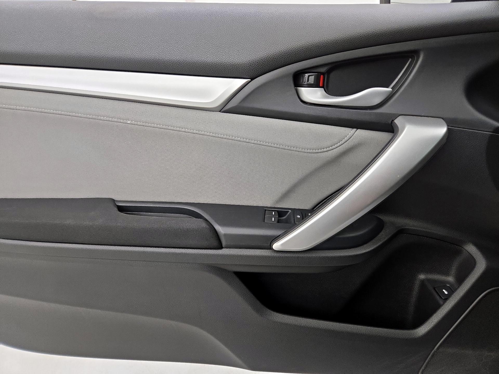 Thumbnail: 2018 Honda Civic - 12