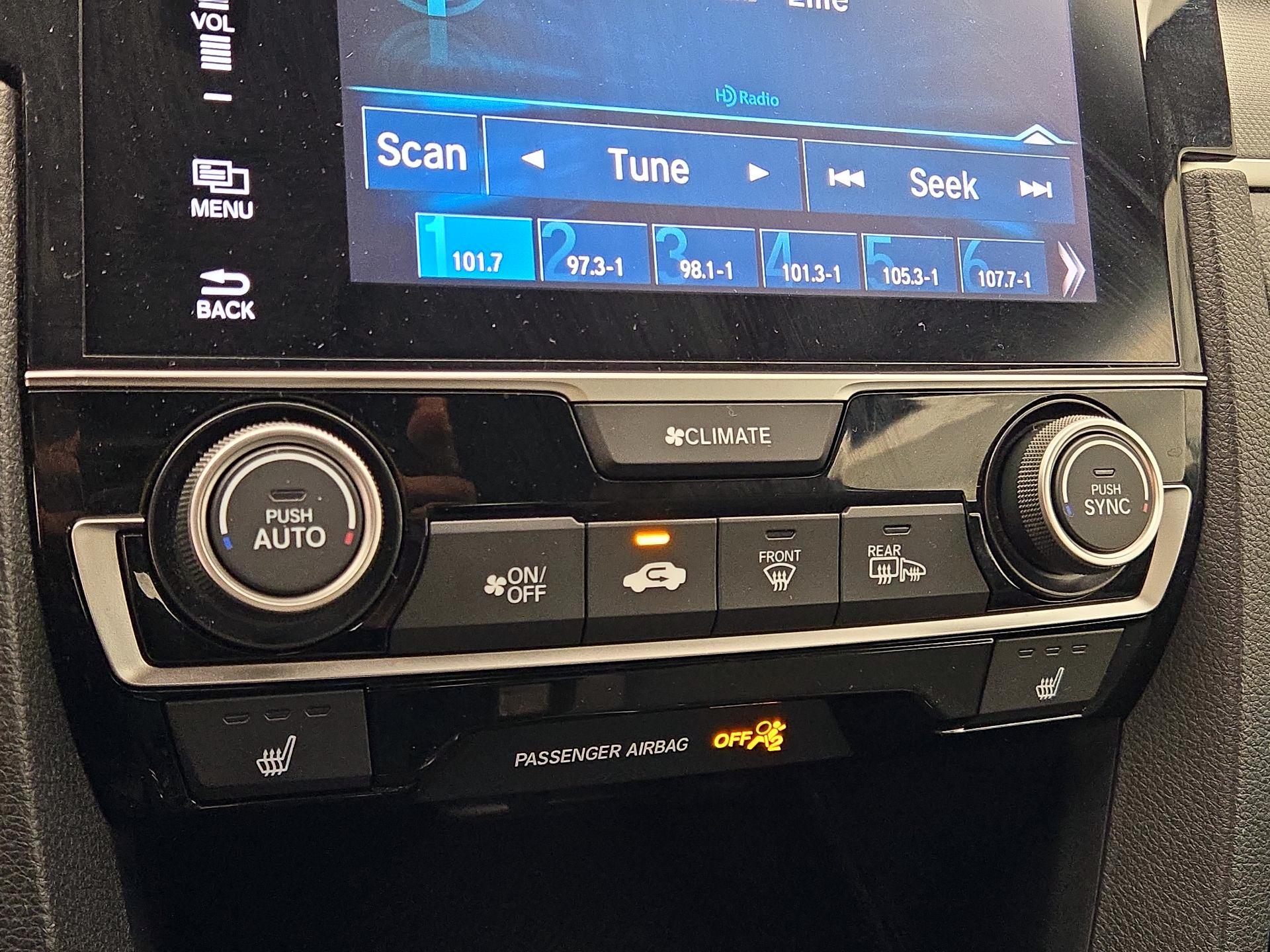 Thumbnail: 2018 Honda Civic - 16