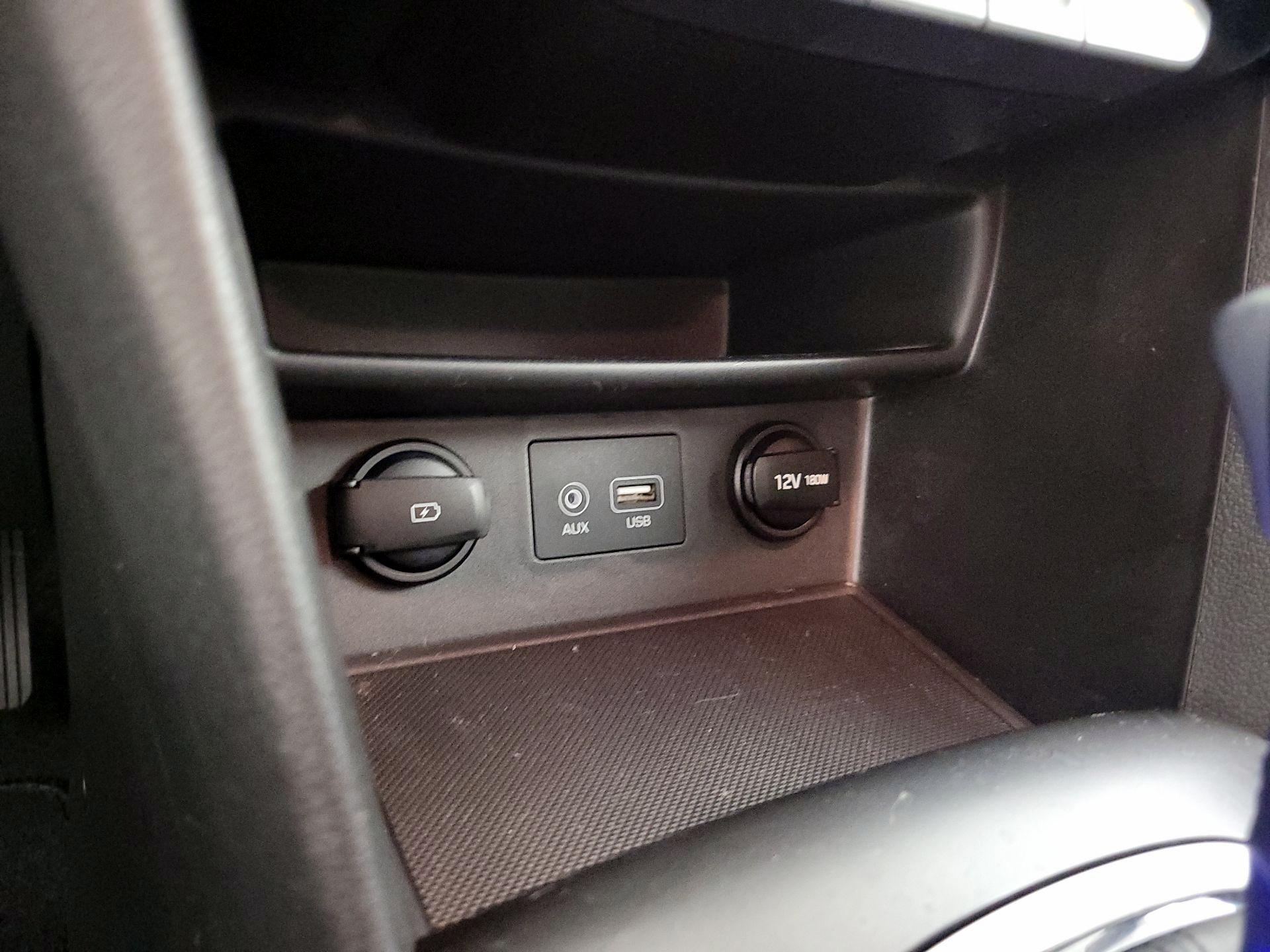 Thumbnail: 2020 Hyundai Kona - 18