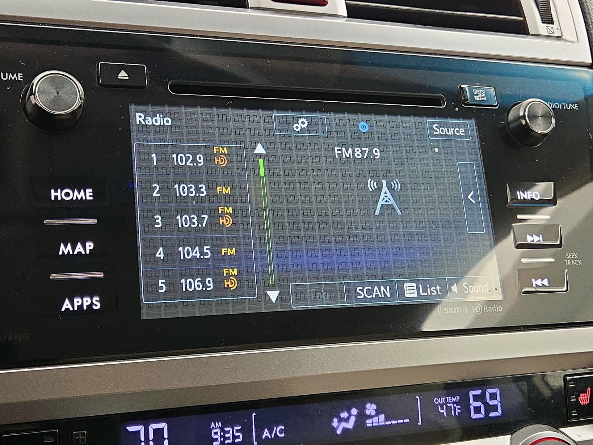 Thumbnail: 2015 Subaru Outback - 15