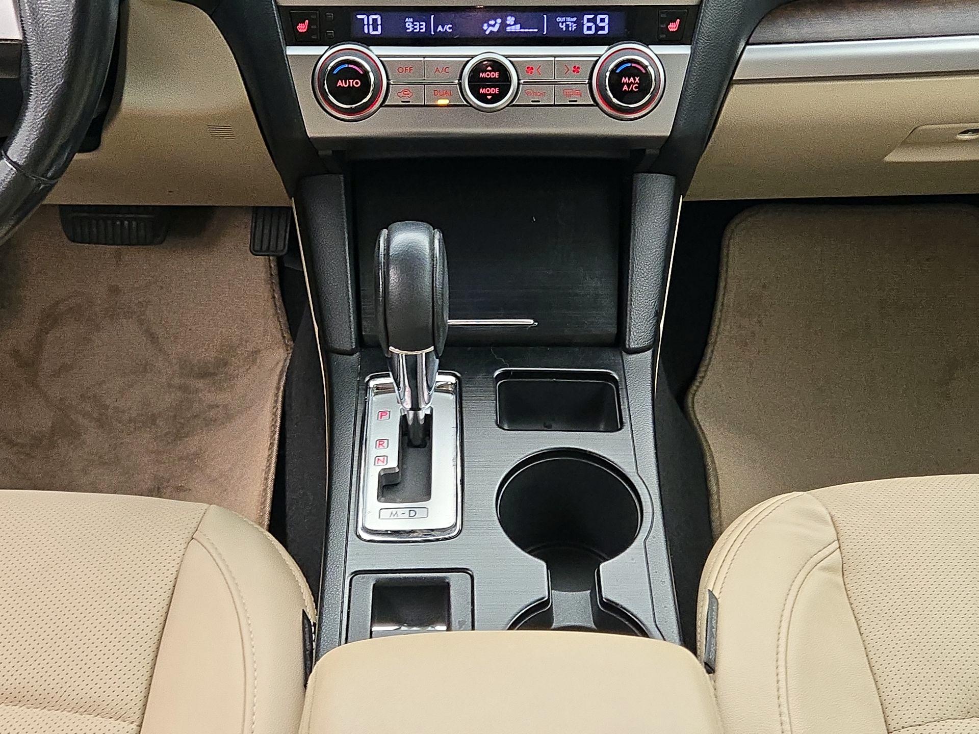 Thumbnail: 2015 Subaru Outback - 17