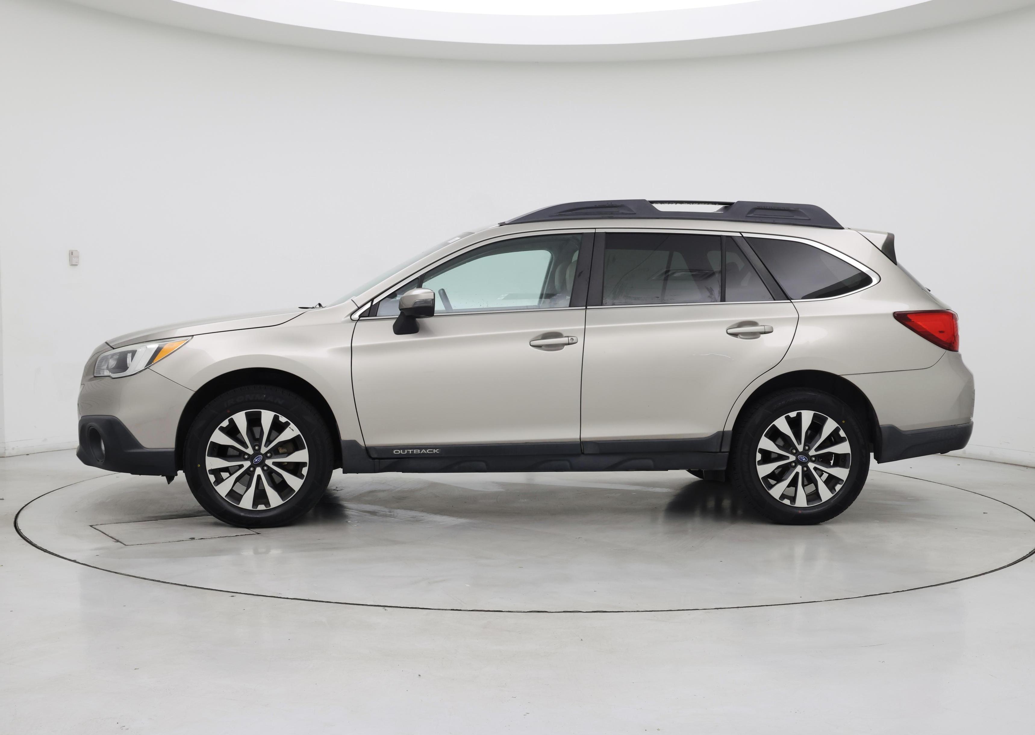 Thumbnail: 2015 Subaru Outback - 3