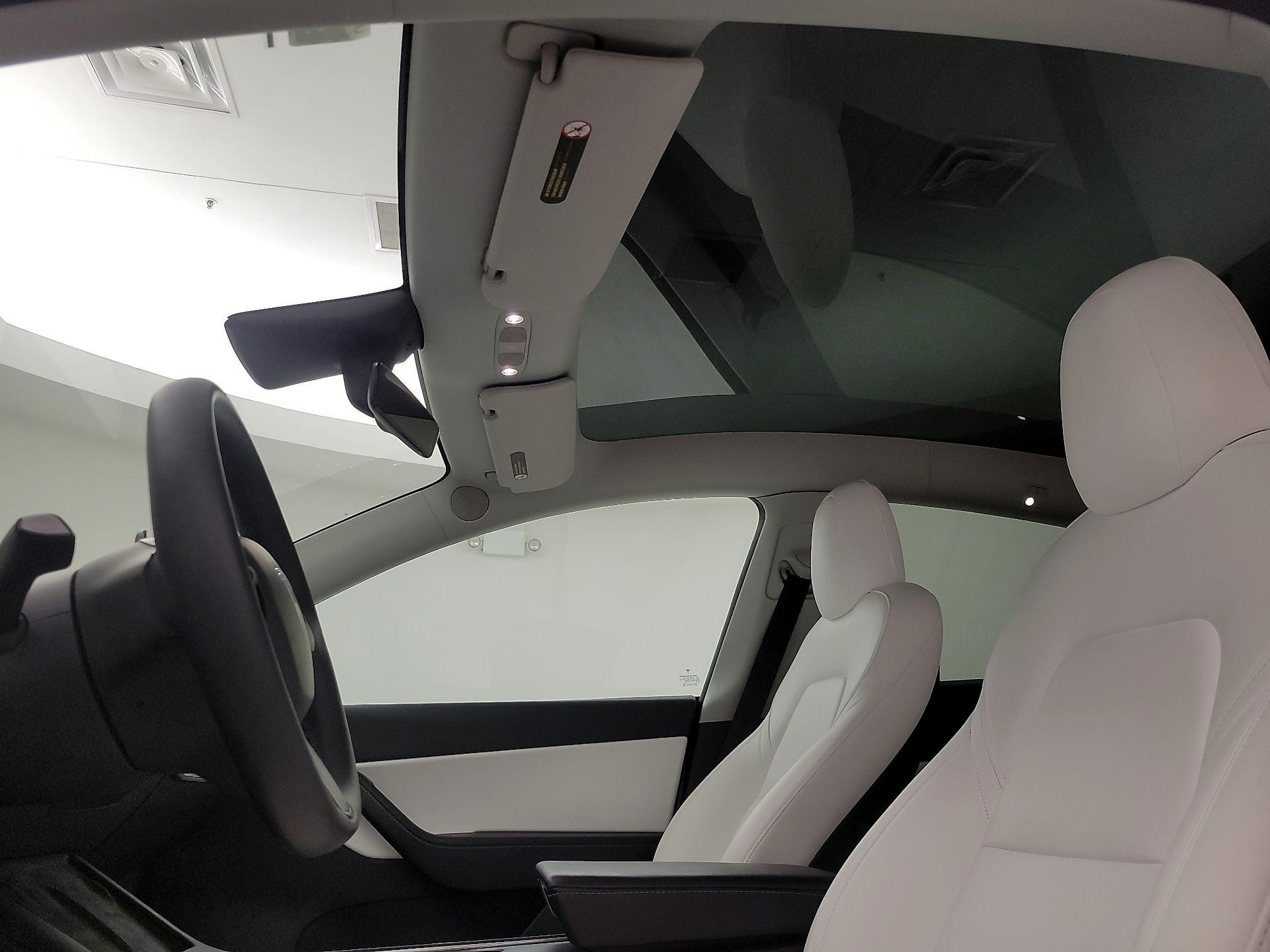 Thumbnail: 2022 Tesla Model Y - 18