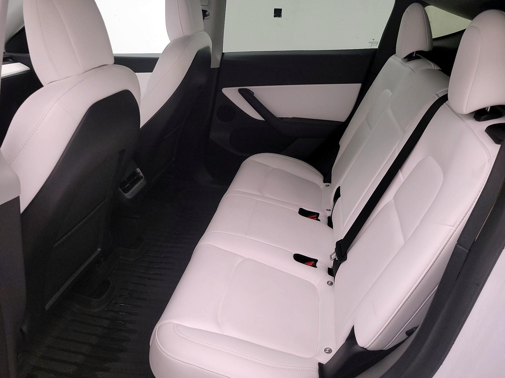 Thumbnail: 2022 Tesla Model Y - 19