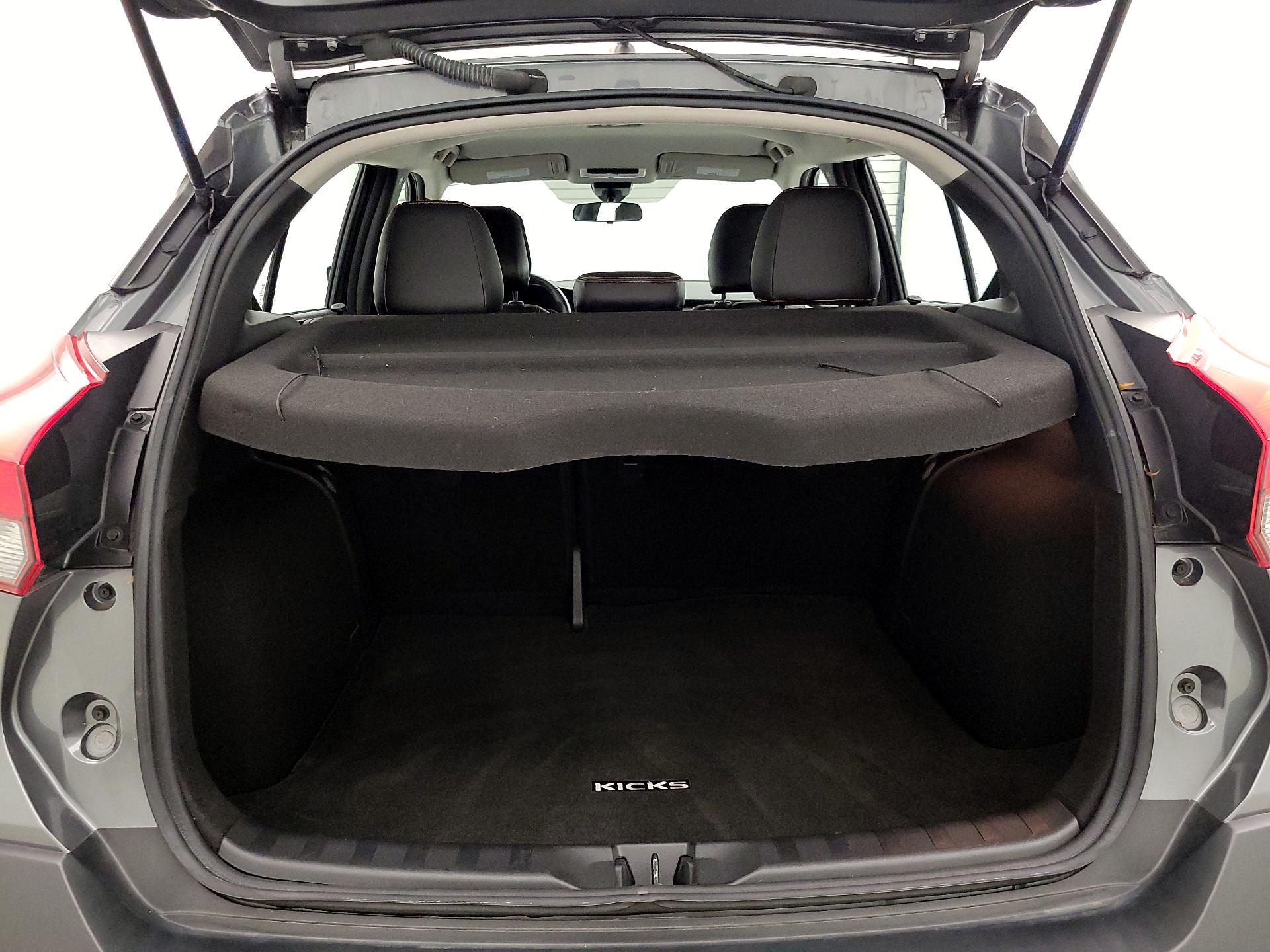 Thumbnail: 2020 Nissan Kicks - 19