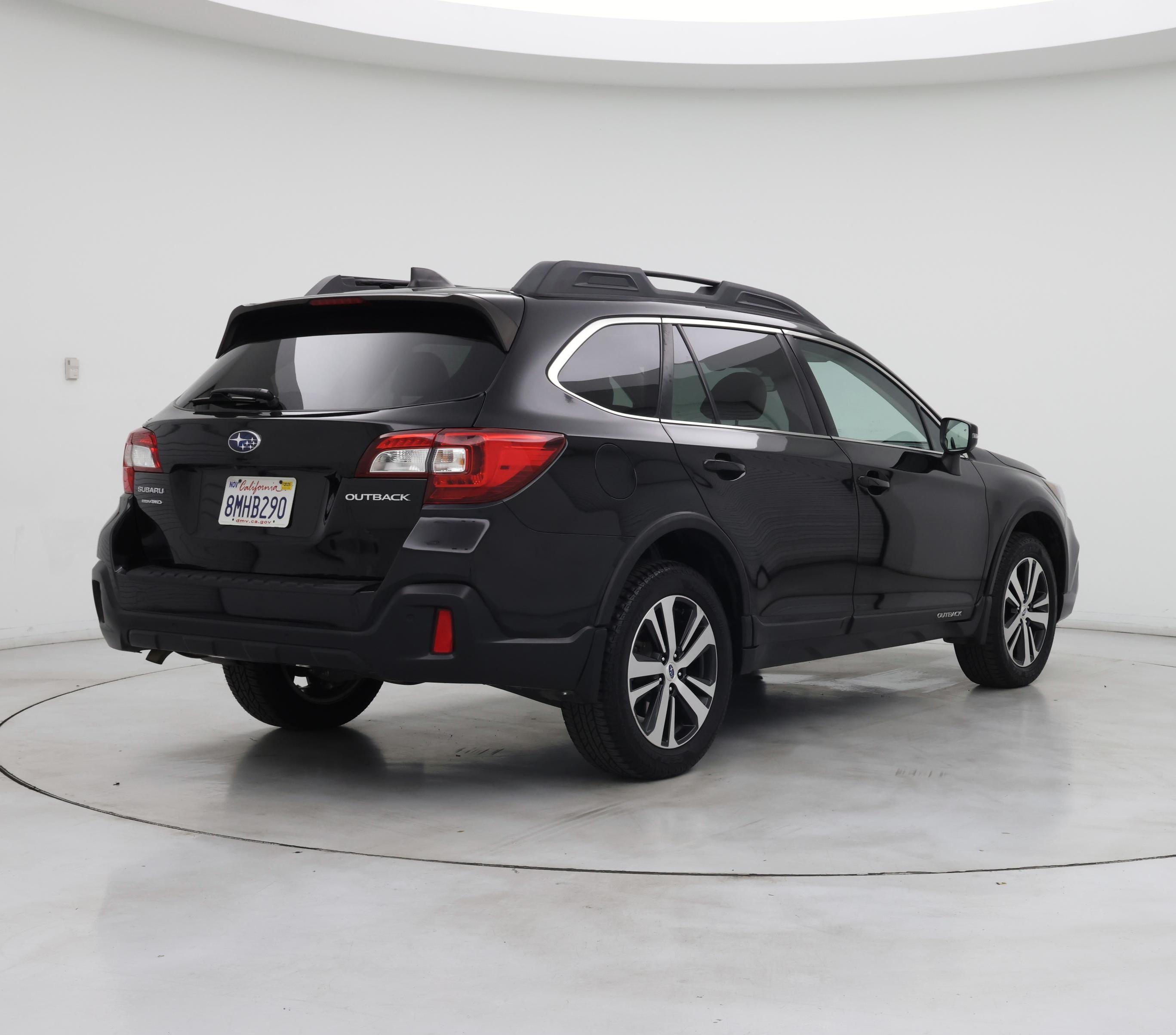 Thumbnail: 2018 Subaru Outback - 8