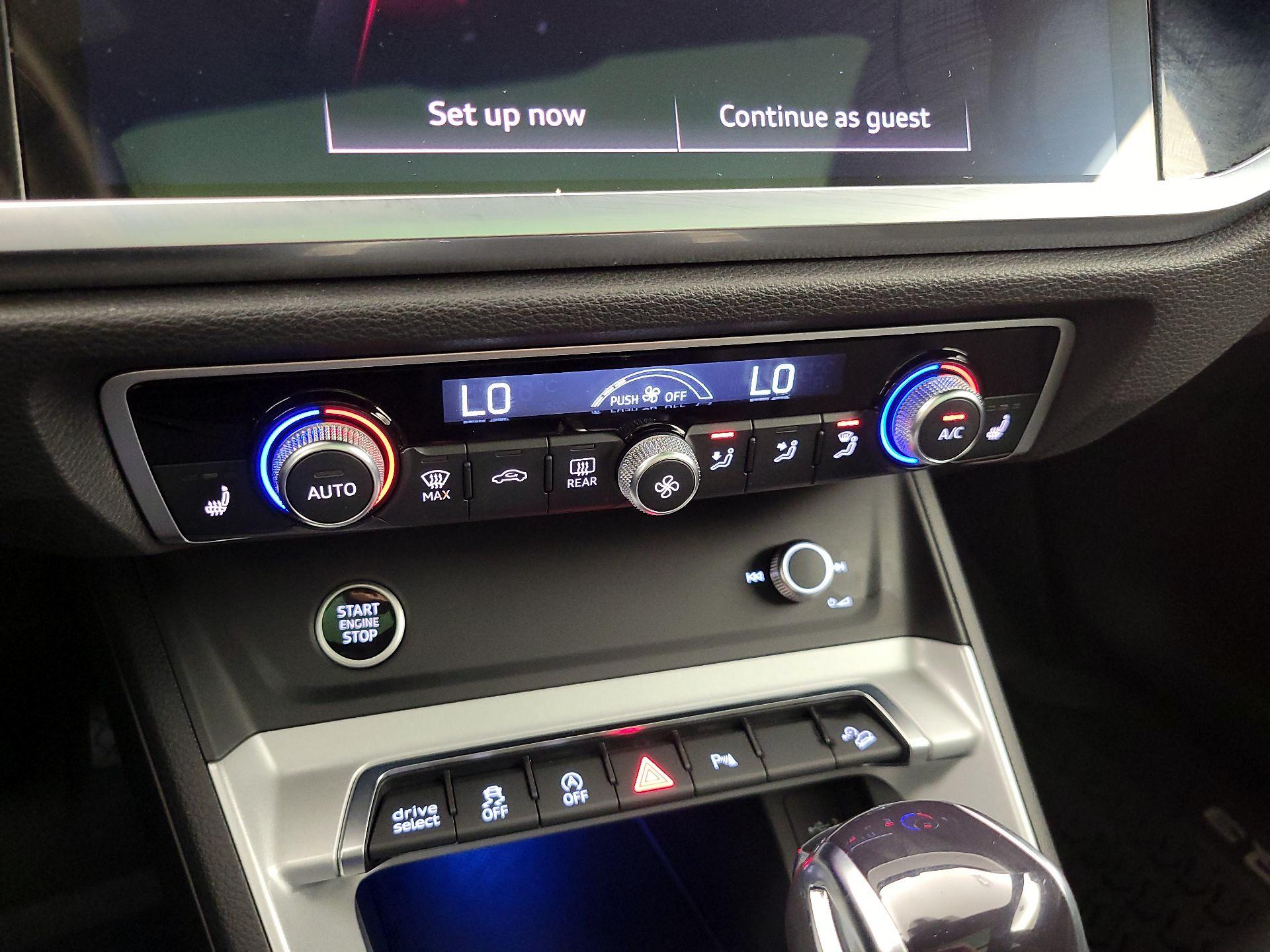 Thumbnail: 2022 Audi Q3 - 17